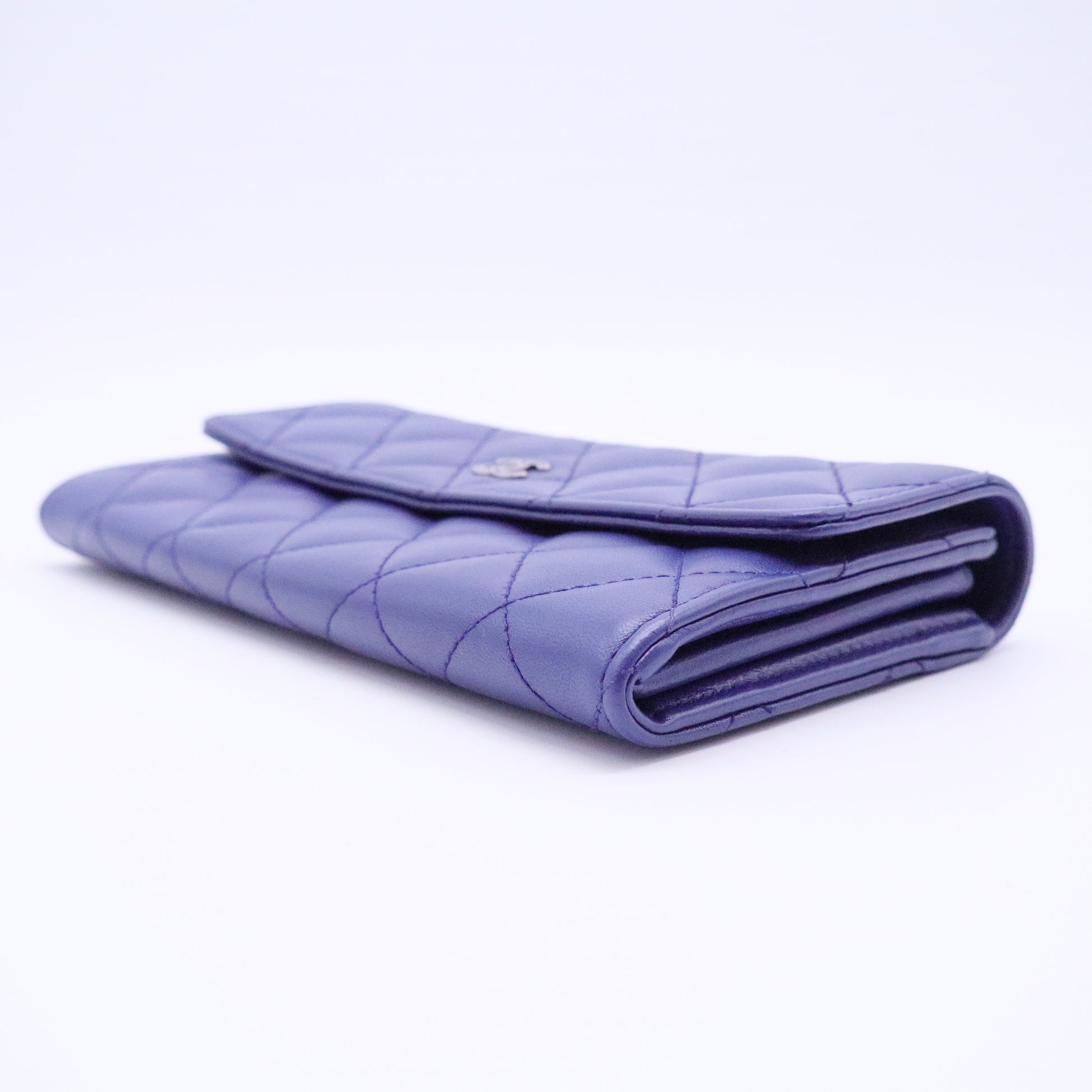 Calfskin Quilted Fancy CC Wallet On Chain WOC Blue