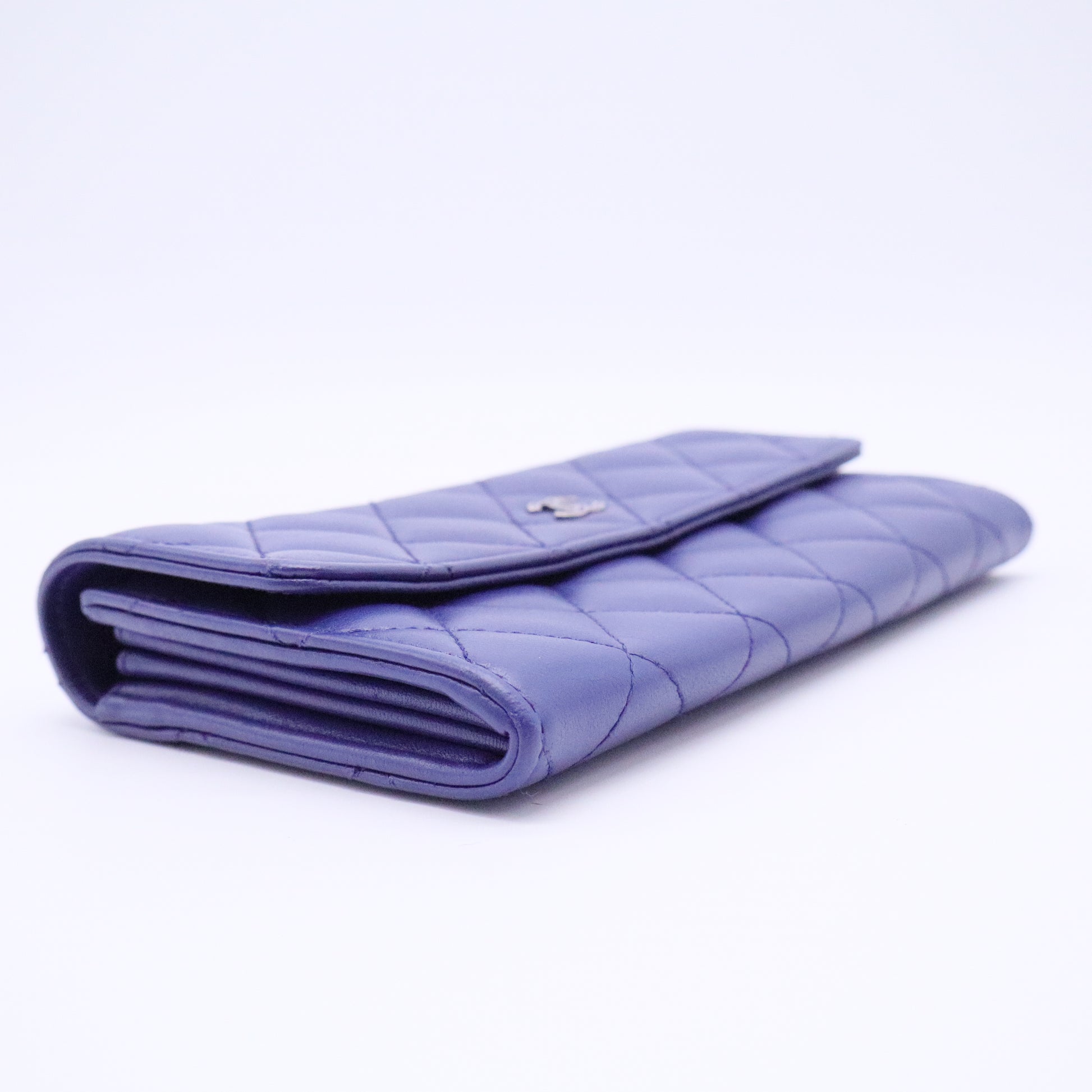 Calfskin Quilted Fancy CC Wallet On Chain WOC Blue