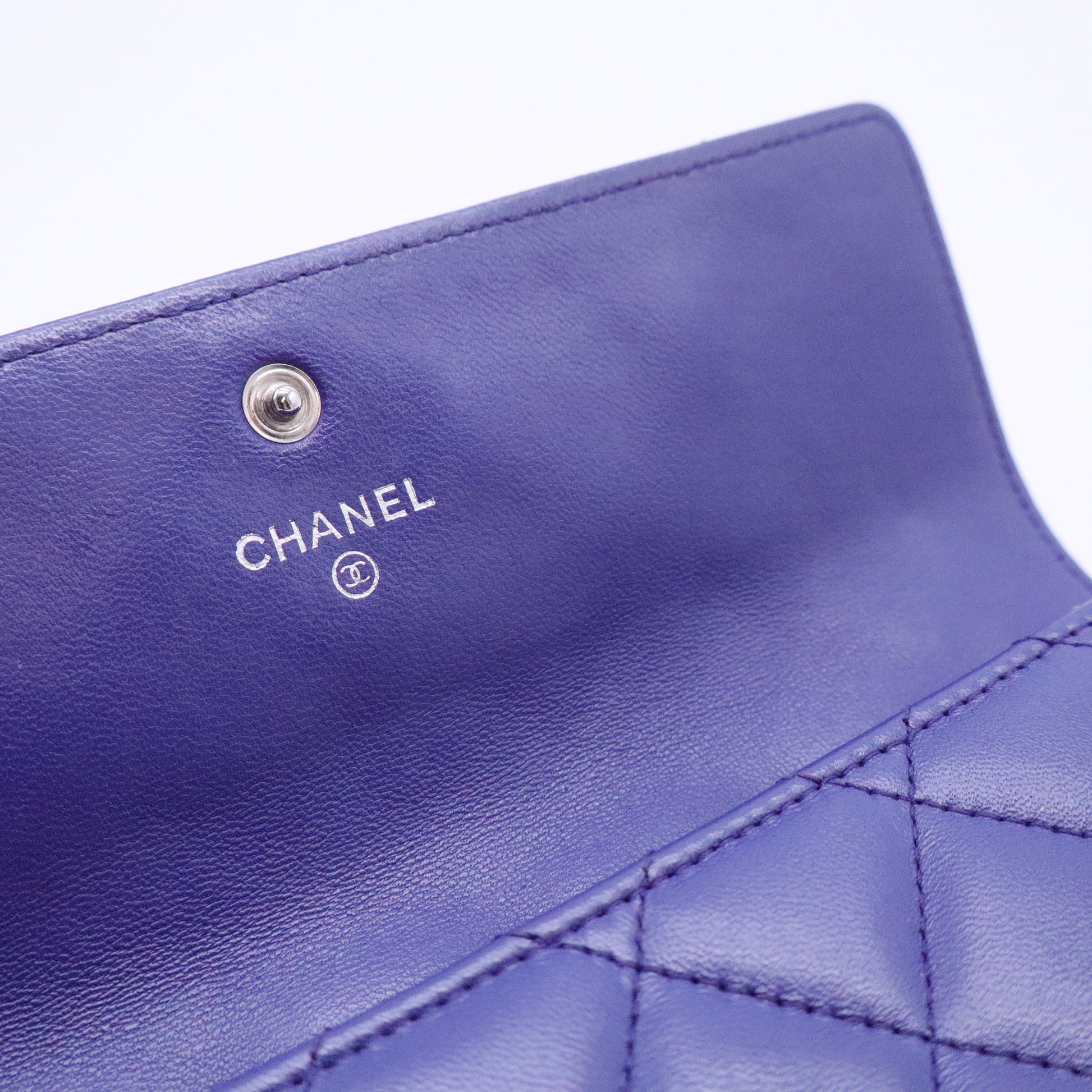 Calfskin Quilted Fancy CC Wallet On Chain WOC Blue