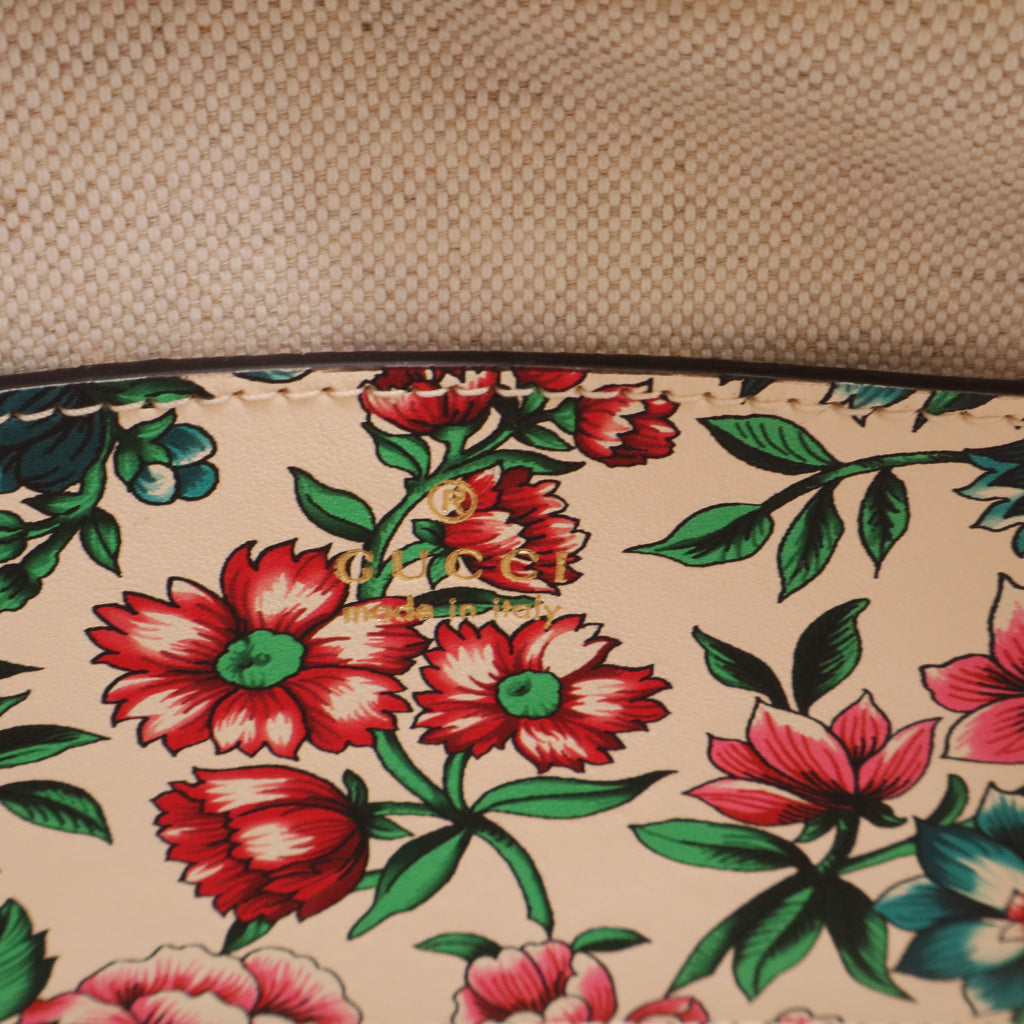 Multicolor Floral Printed Leather Interlocking G Heart Shoulder Bag