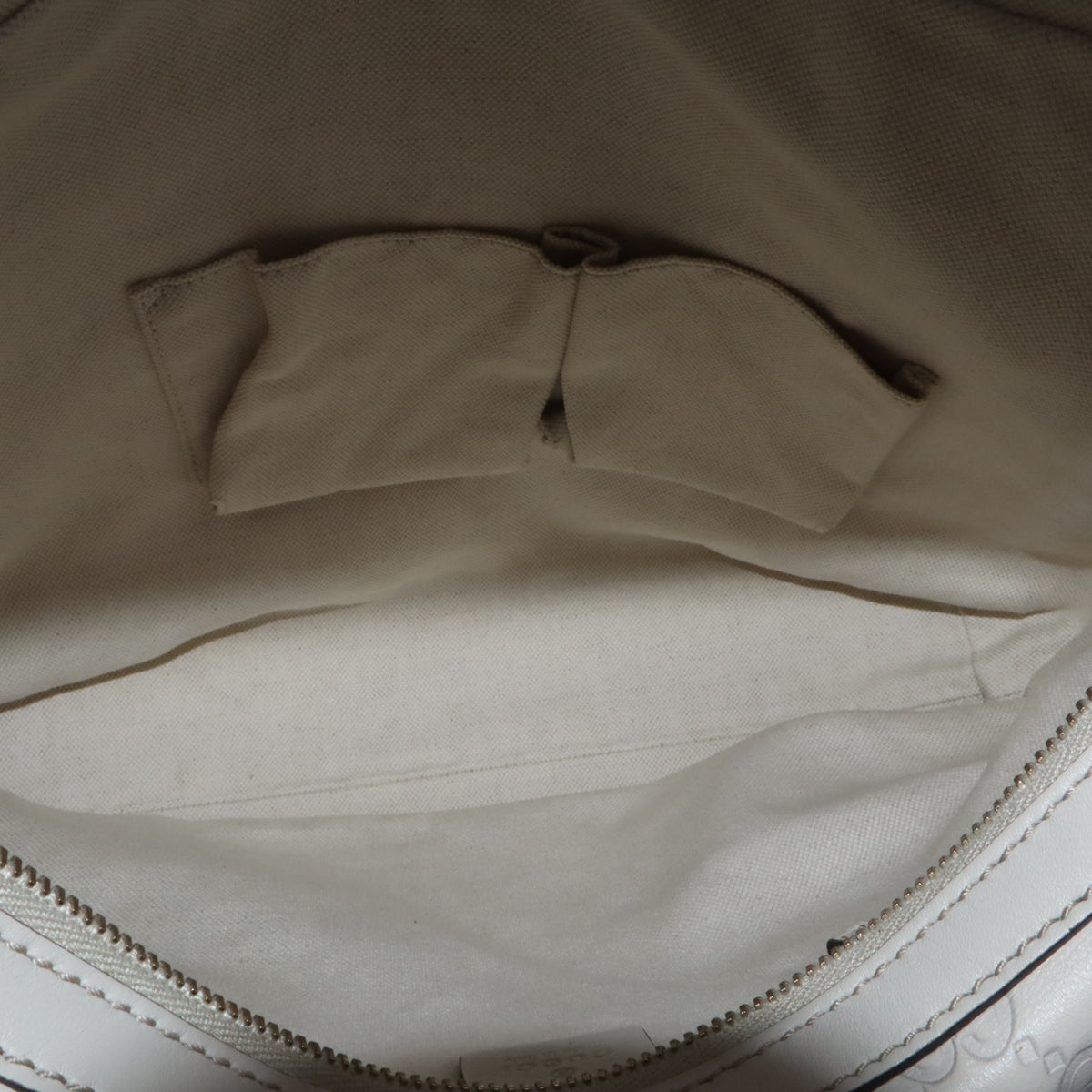 Miss GG Hobo Guccissima Leather Small B24002