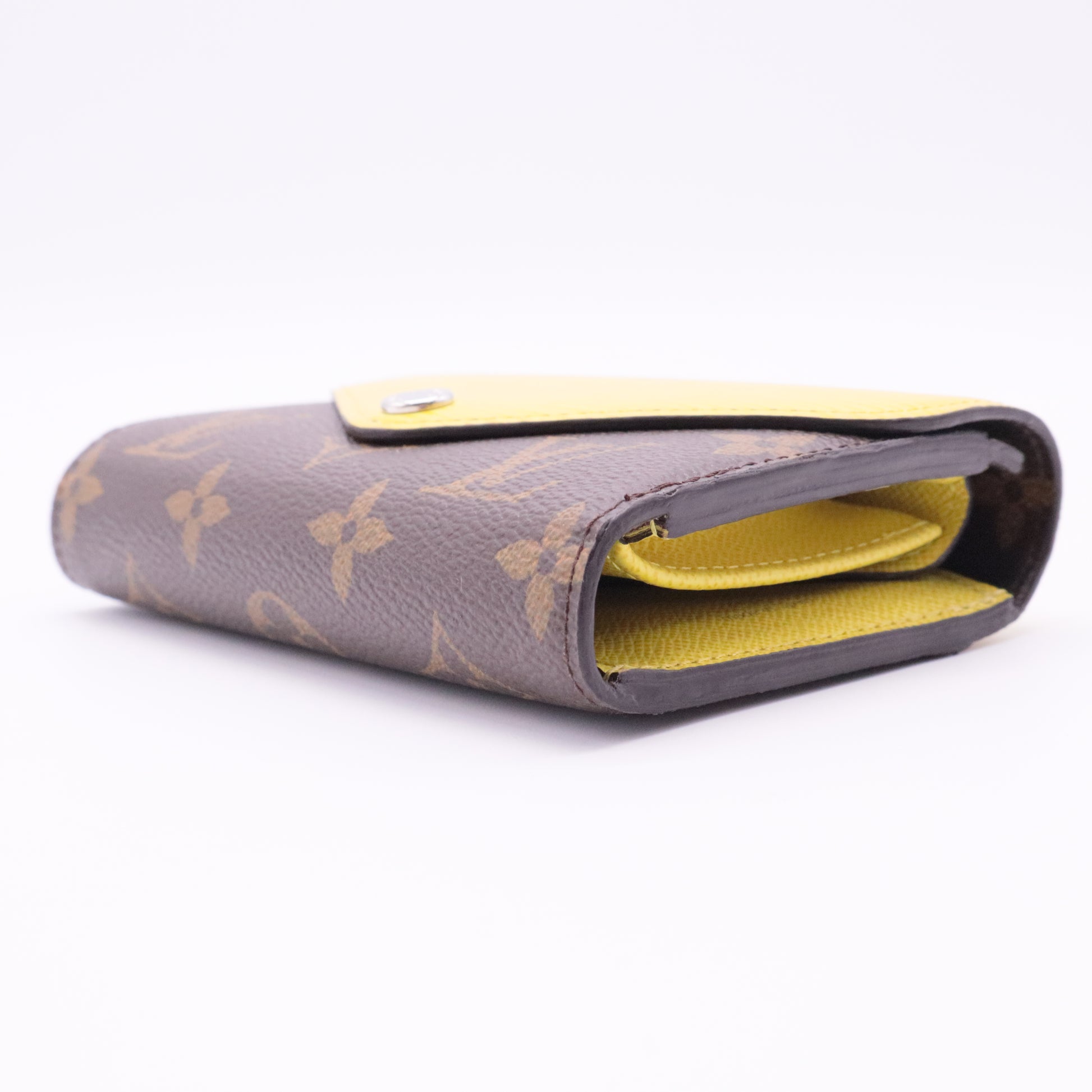 Epi Monogram Marie-Lou Compact Wallet Pistache