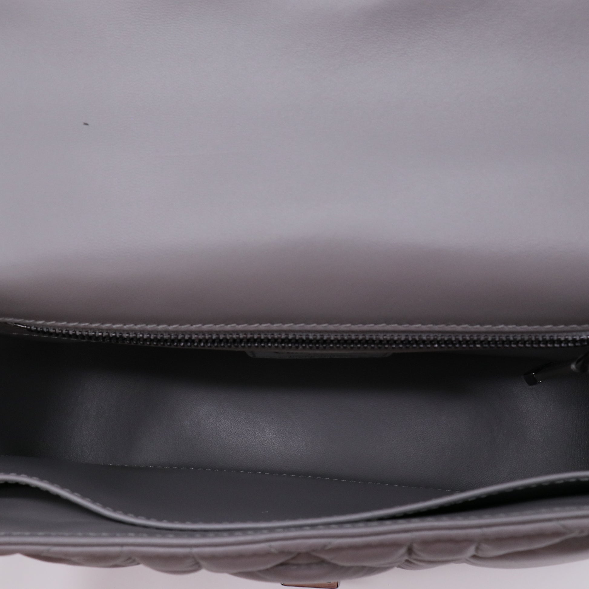 Caro Bag Macrocannage Quilt Calfskin Medium Twins LDJ4215