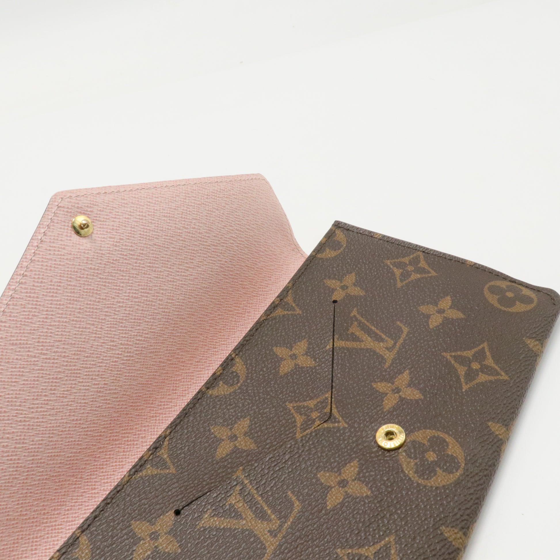 Sarah Wallet NM Monogram Canvas