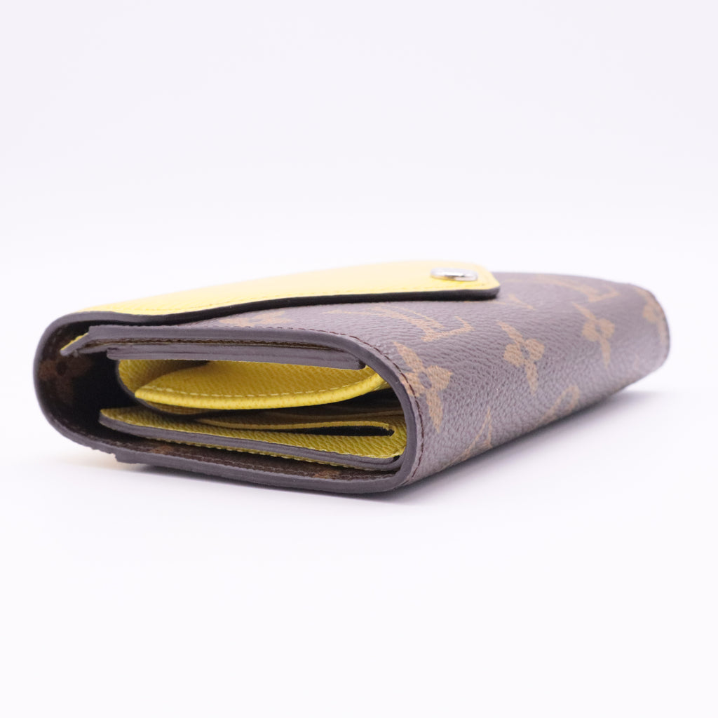 Epi Monogram Marie-Lou Compact Wallet Pistache