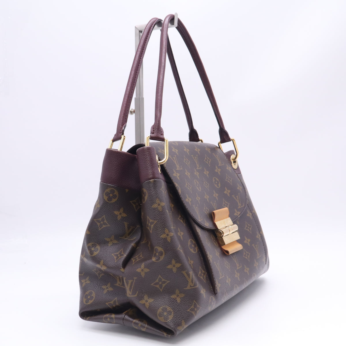 Louis Vuitton Monogram Olympe MM B23943