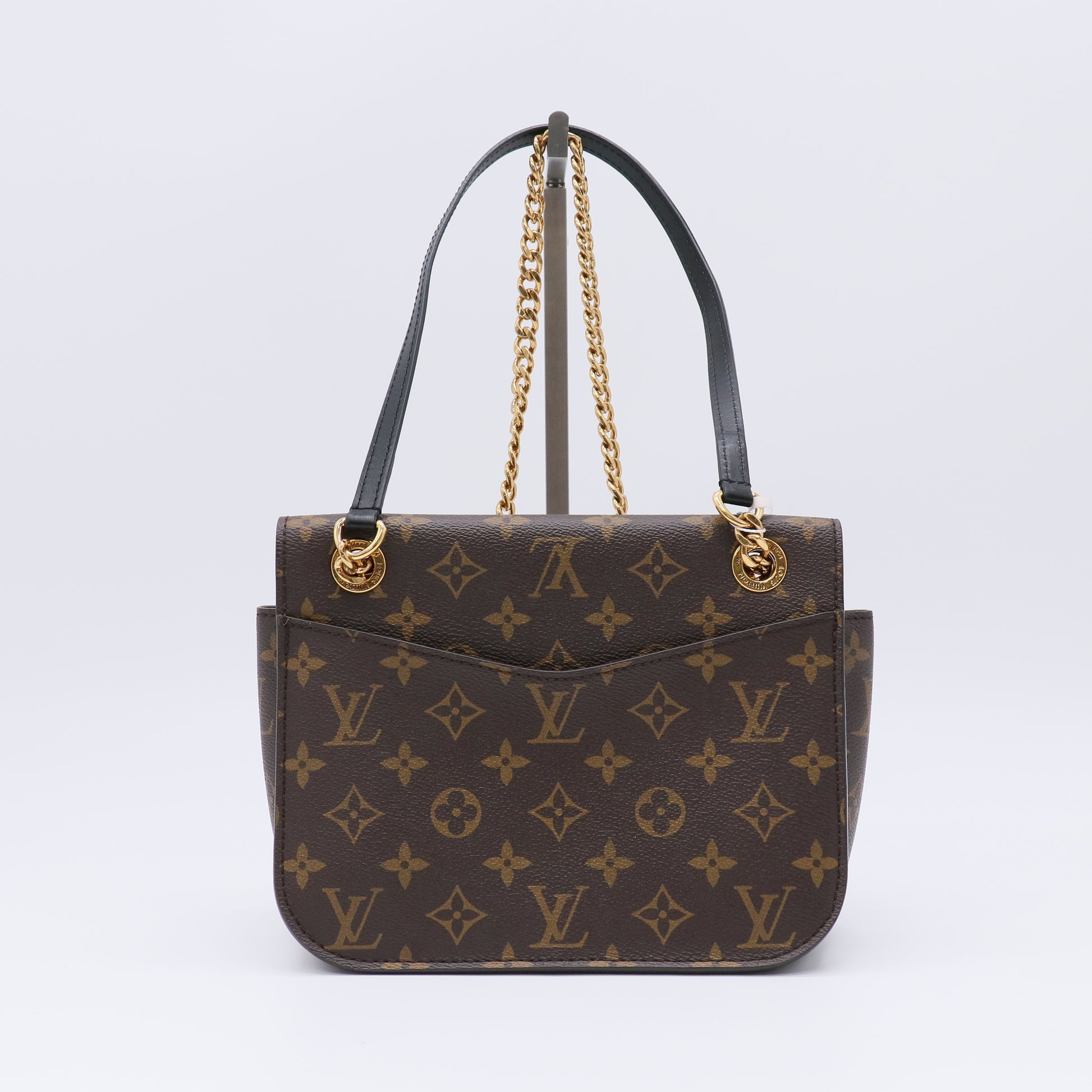 Monogram Canvas Passy Chain Bag twins B22359