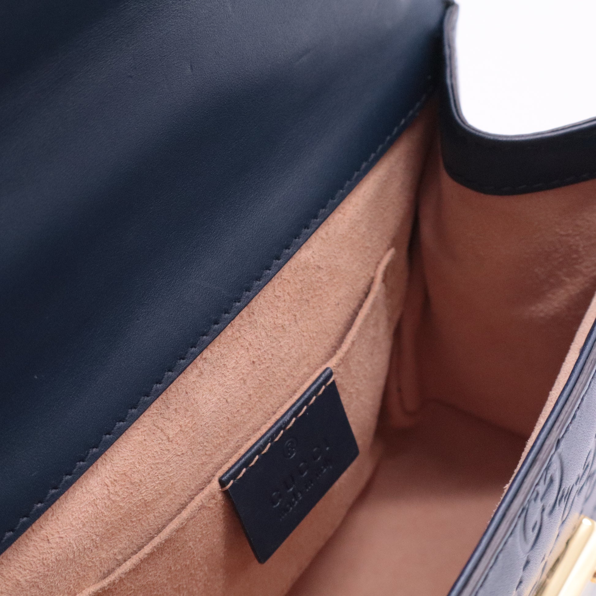 Gucci Padlock Shoulder Bag Guccissima Leather Small
