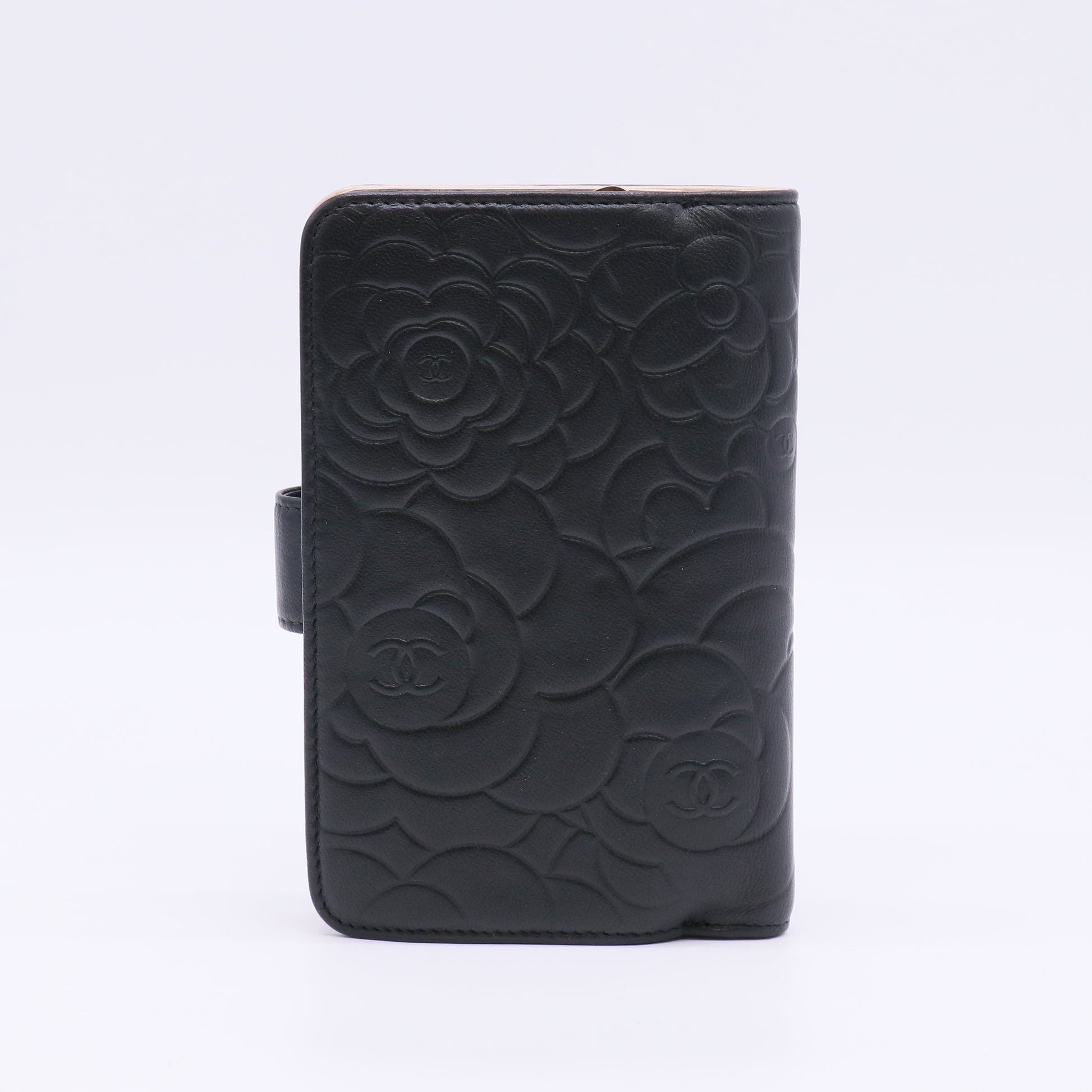 Chanel Camellia Embossed Lambskin Medium Agenda Cover W22543