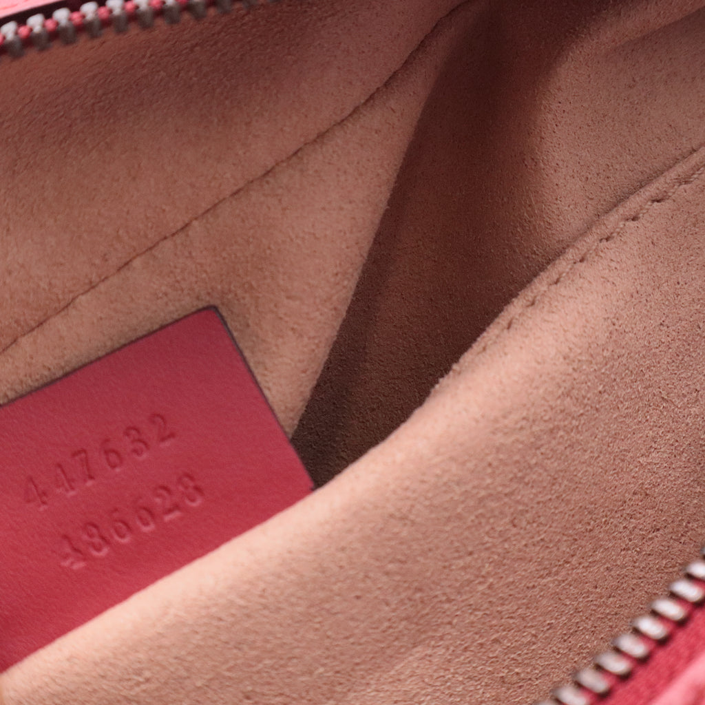 GG Marmont Shoulder Bag Matelasse Leather Small