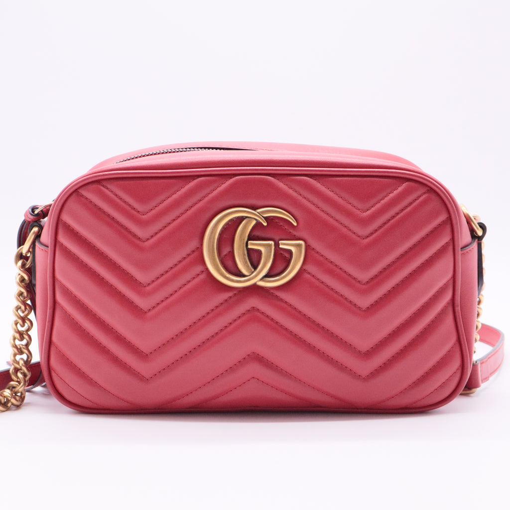 GG Marmont Shoulder Bag Matelasse Leather Small