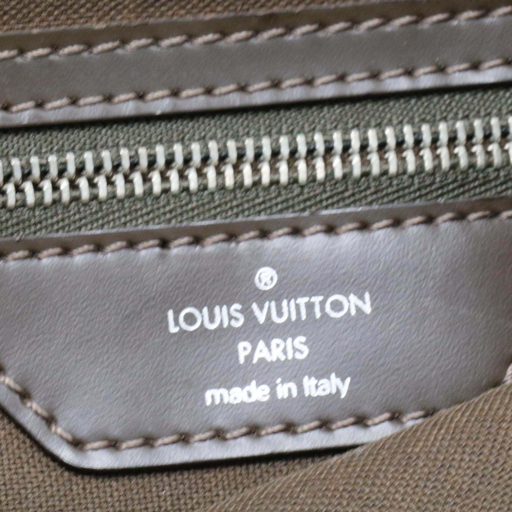 Taiga Leather Viktor Messenger Bag