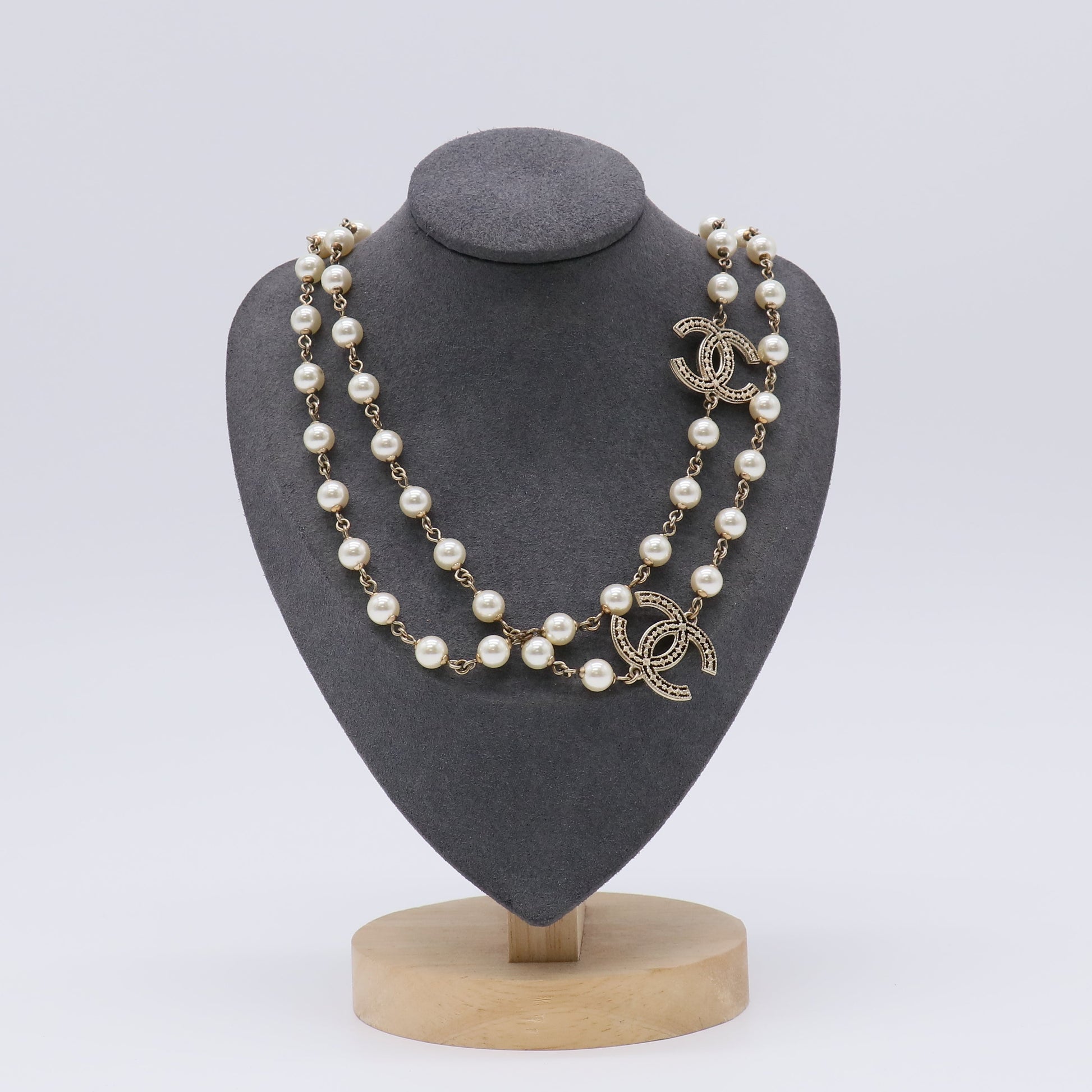 CC Station Long Necklace Faux Pearls with Metal and Crystals Twins W21663