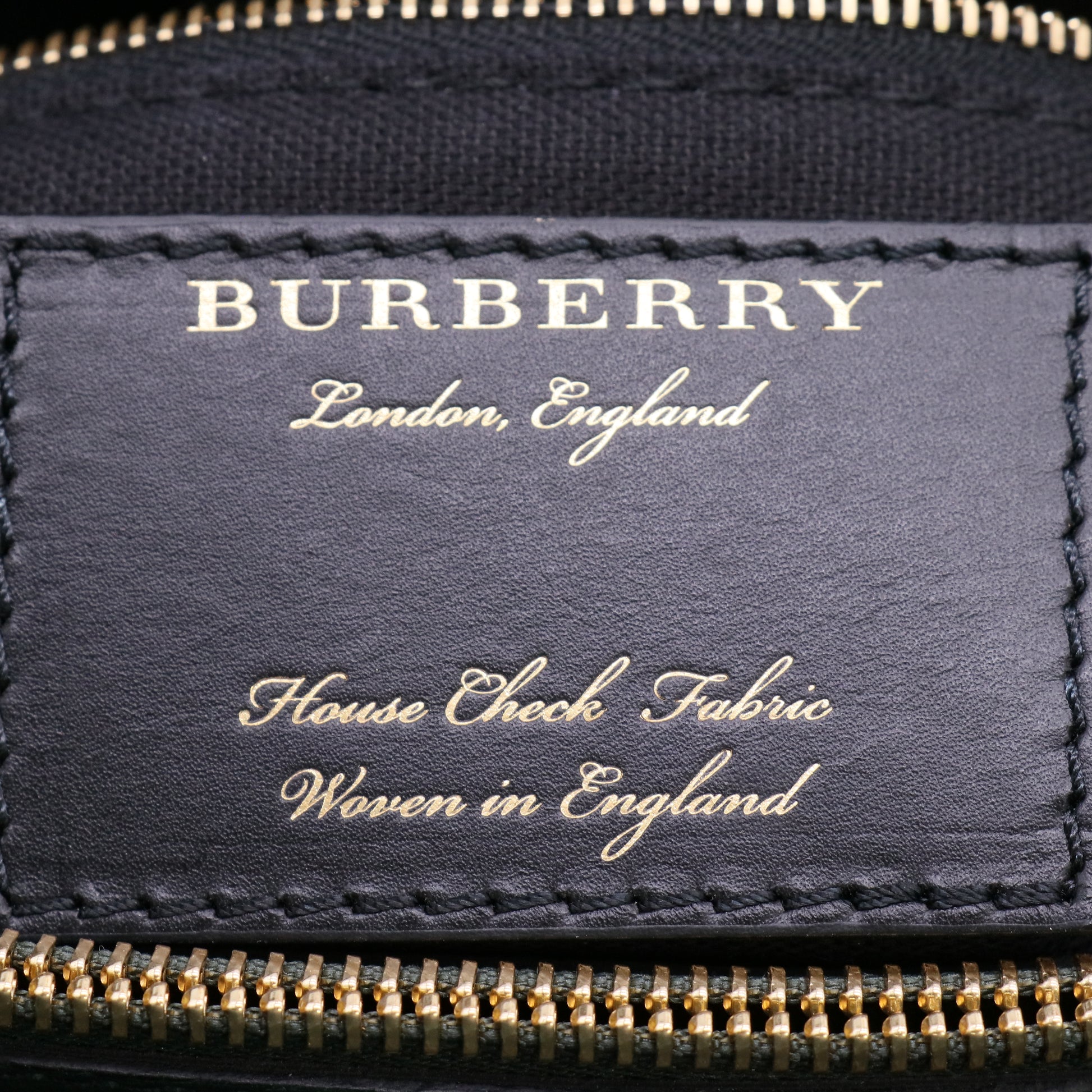 Burberry Bottle Green Calf Leather House Check Medium Banner Tote Bag B24004