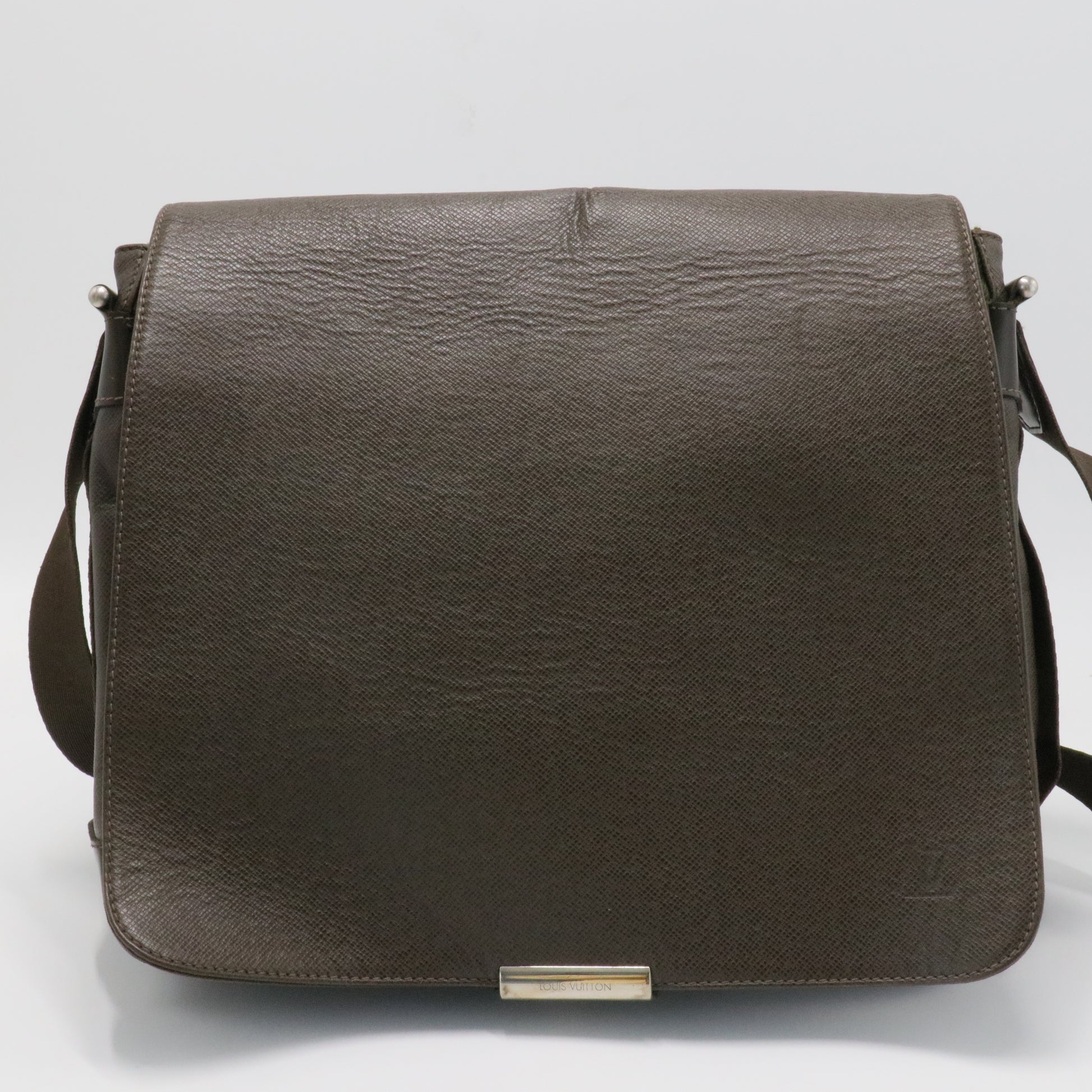 Taiga Leather Viktor Messenger Bag