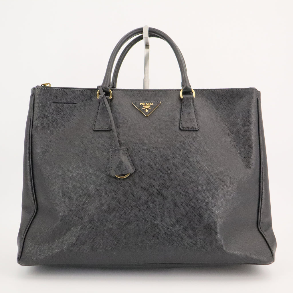 Saffiano Lux Extra Large Tote Black twins