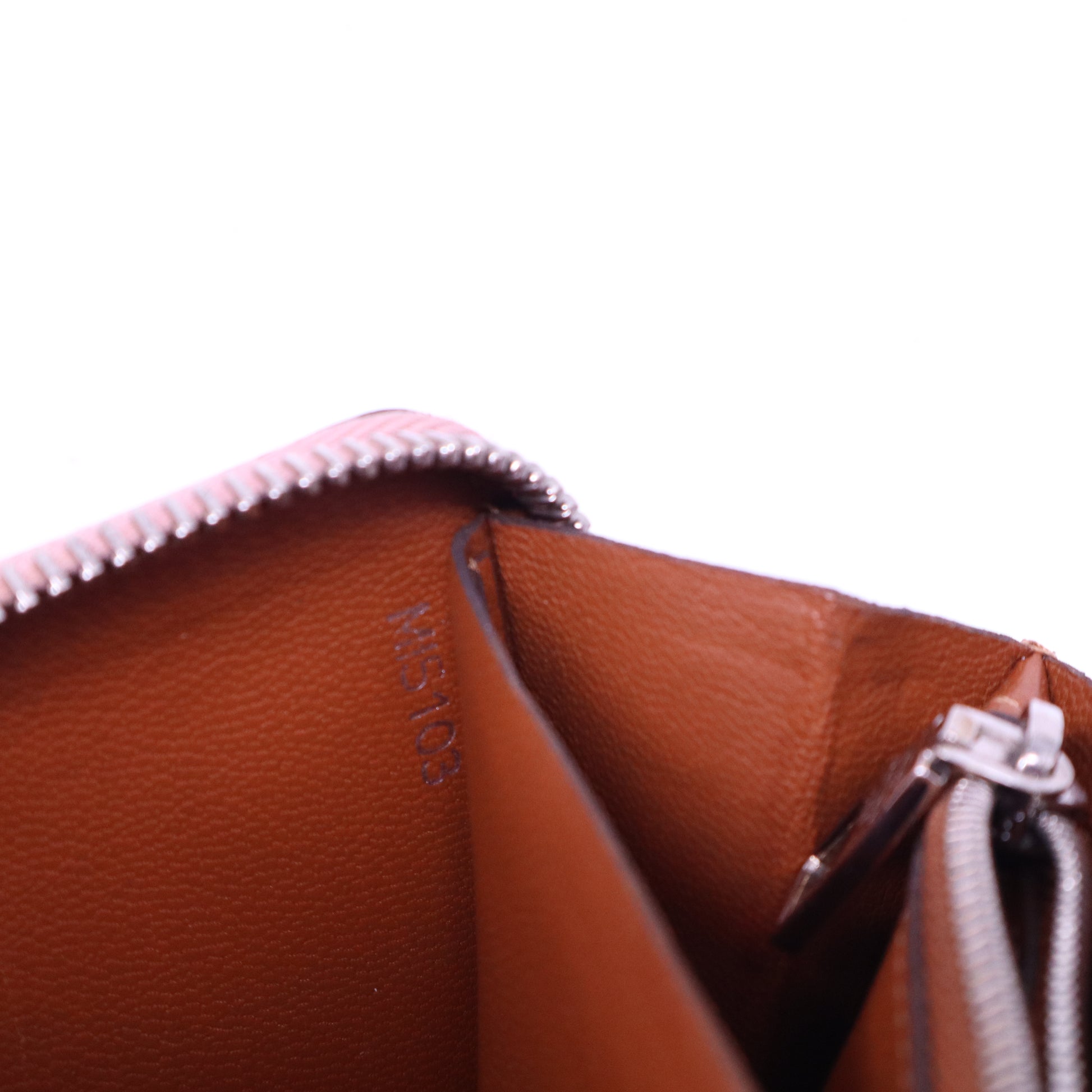 Louis Vuitton  Veau Soie Iena Wallet W20732