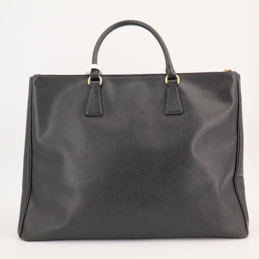 Saffiano Lux Extra Large Tote Black twins