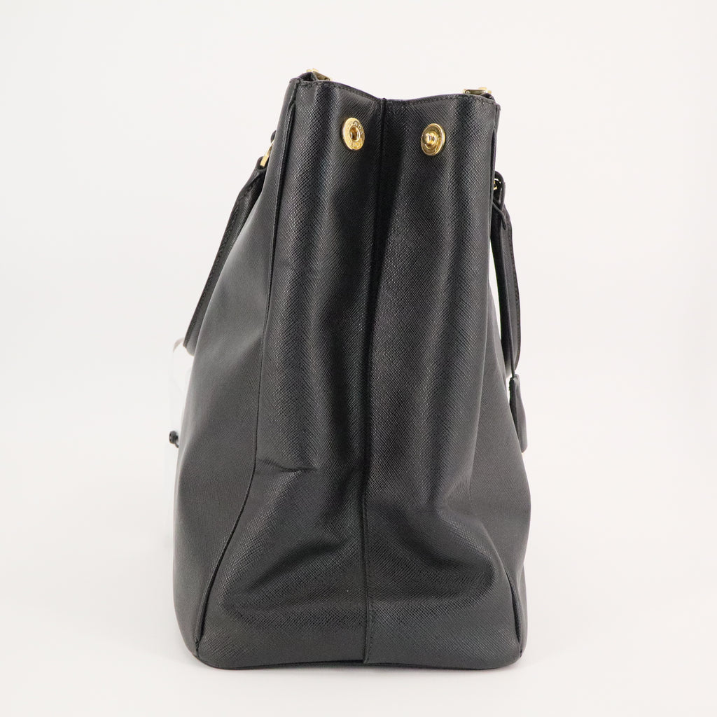 Saffiano Lux Extra Large Tote Black twins