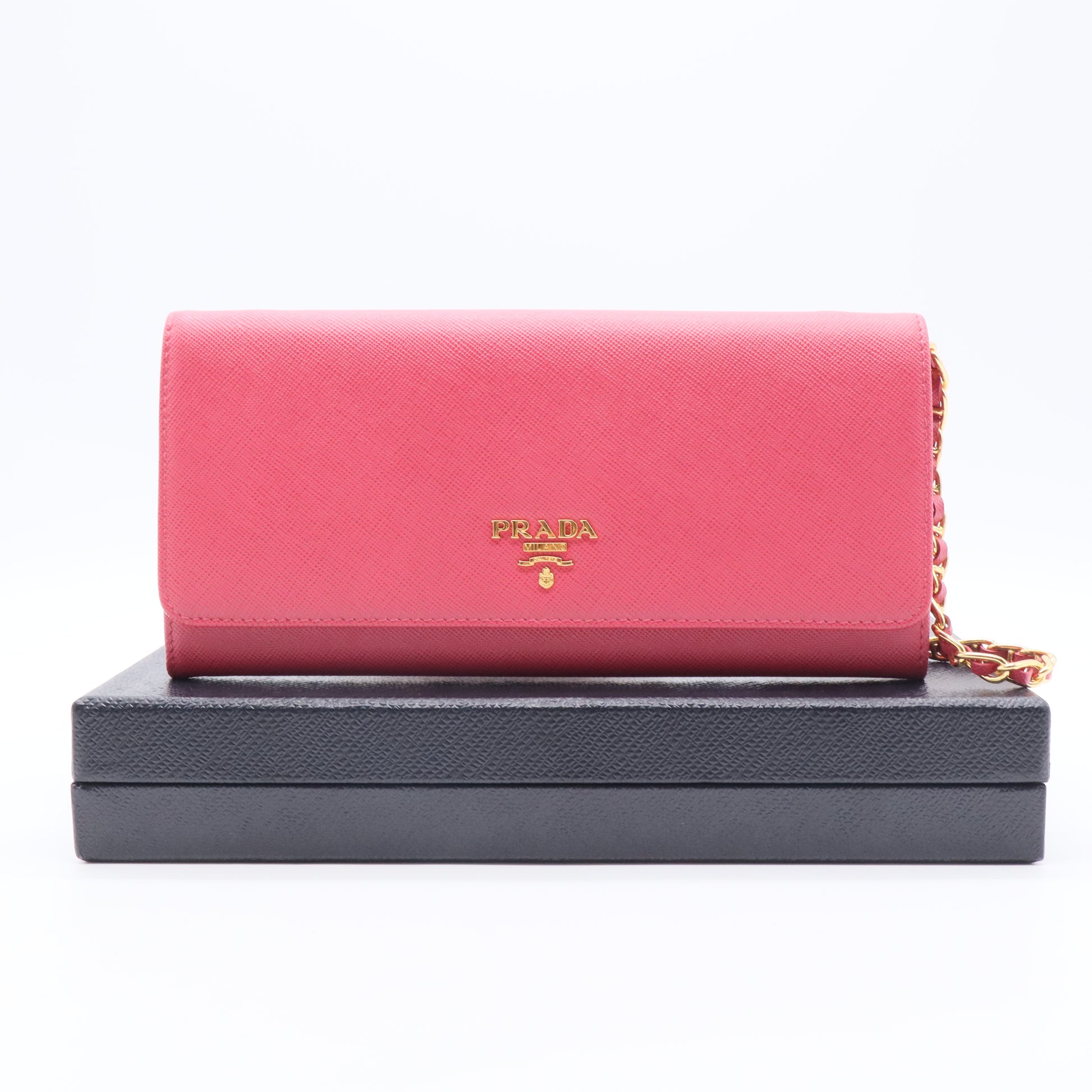 Wallet on Chain Saffiano Leather