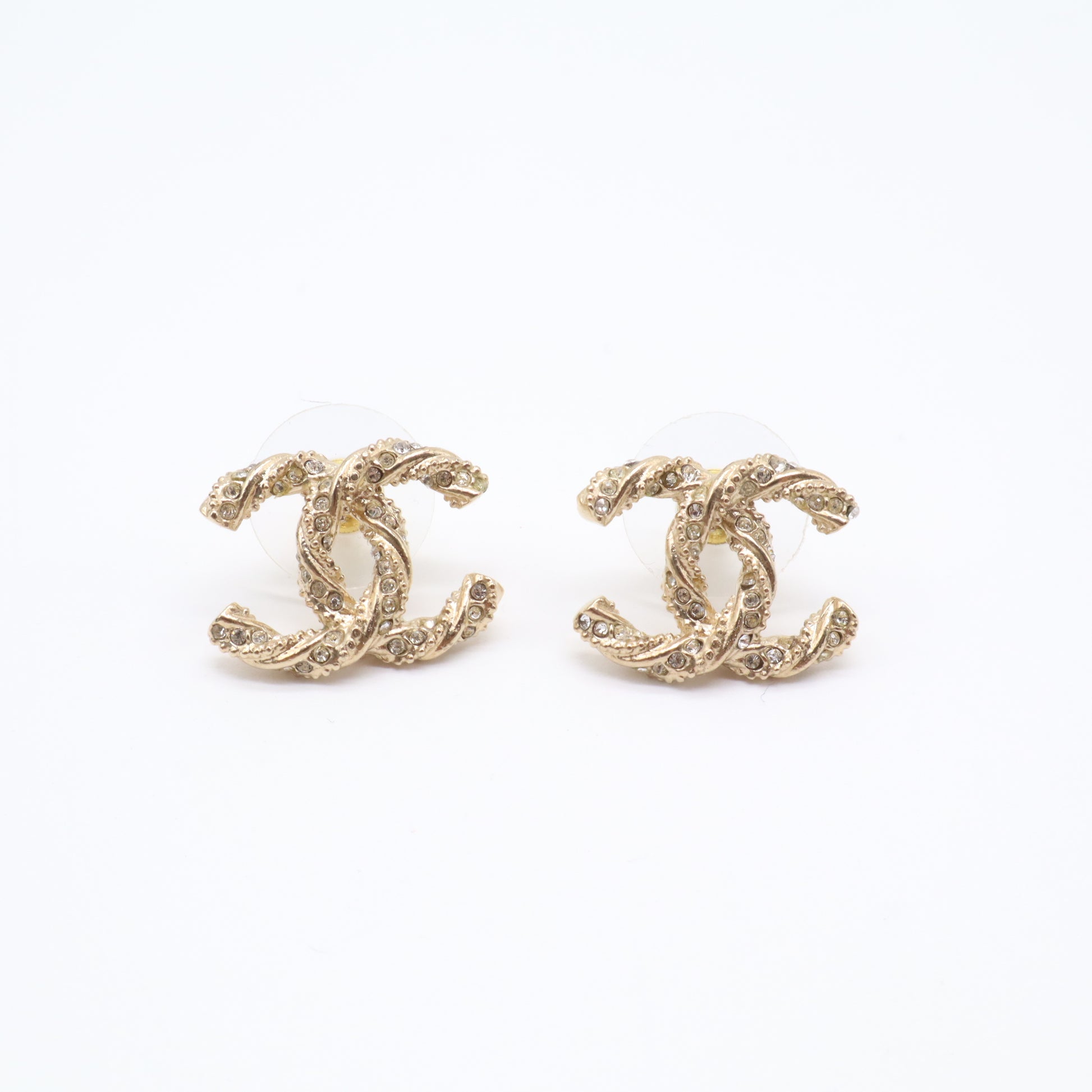 Chanel Textured Interlocking CC Stud Earrings W21704