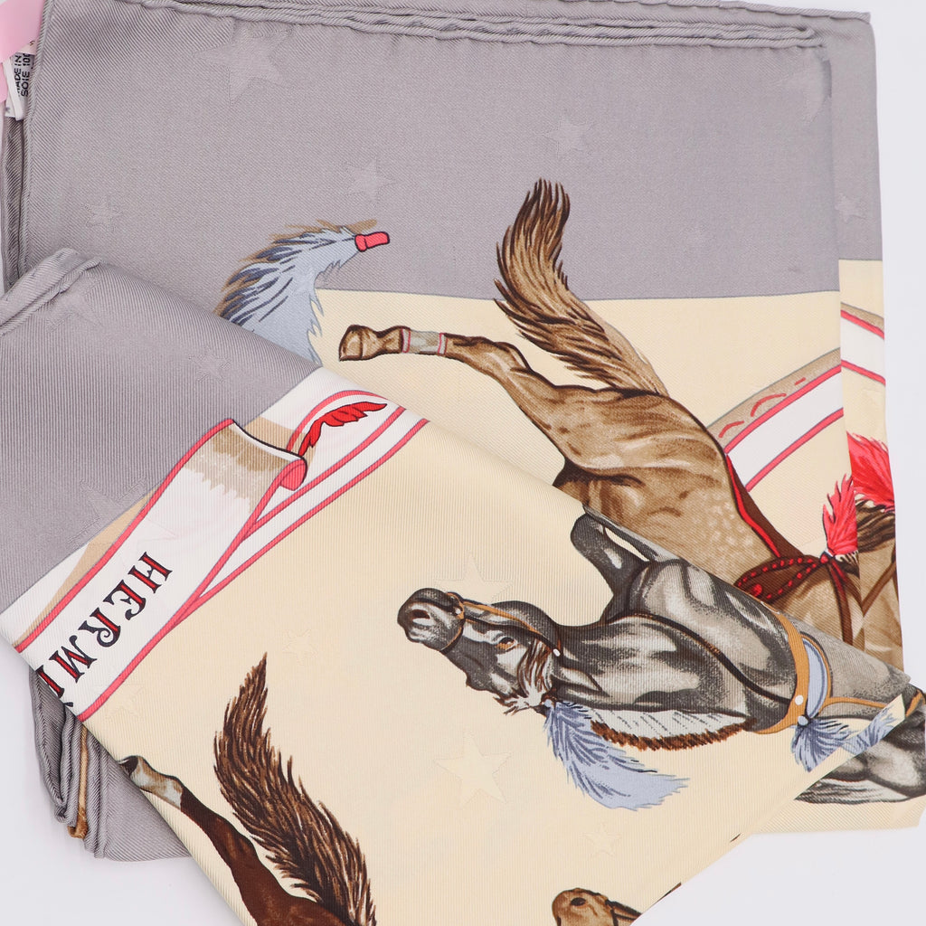 Carré Silk EN Piste On Stage Horse Aerobatic Scarf Grey Ivory twins  LDJ3141