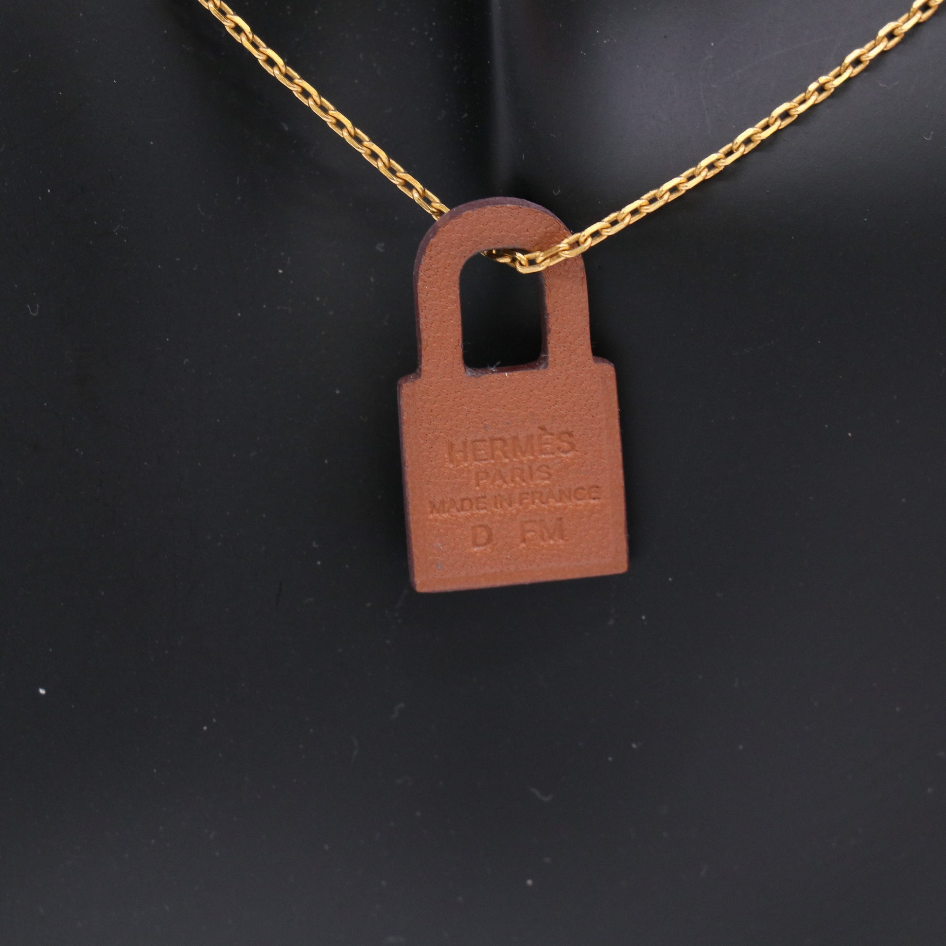 Hermes O'Kelly Pendant Necklace Twins LDZ519