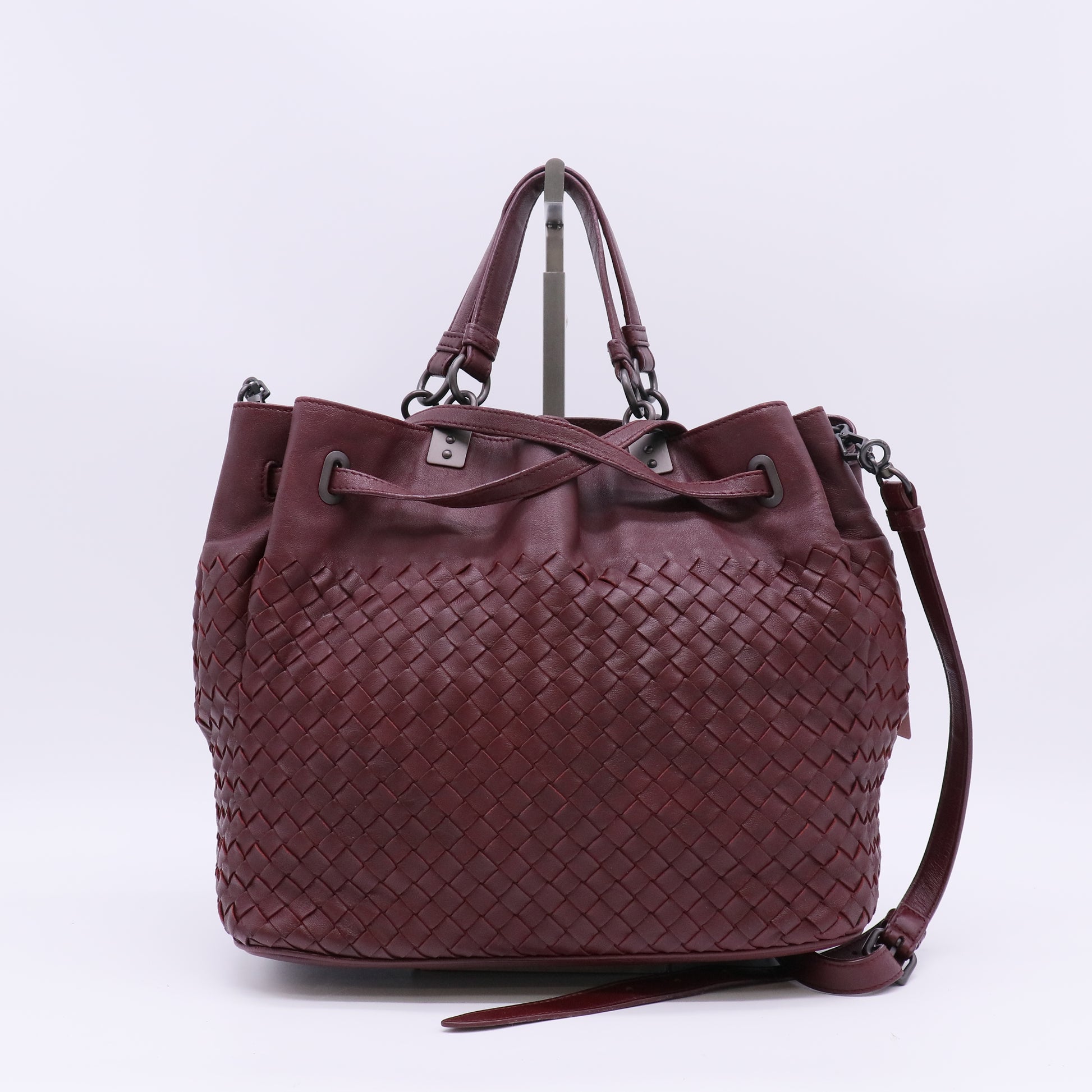 Bottega Veneta Burgundy Intrecciato Woven Nappa Leather Bucket Bag Twins LDJ5694