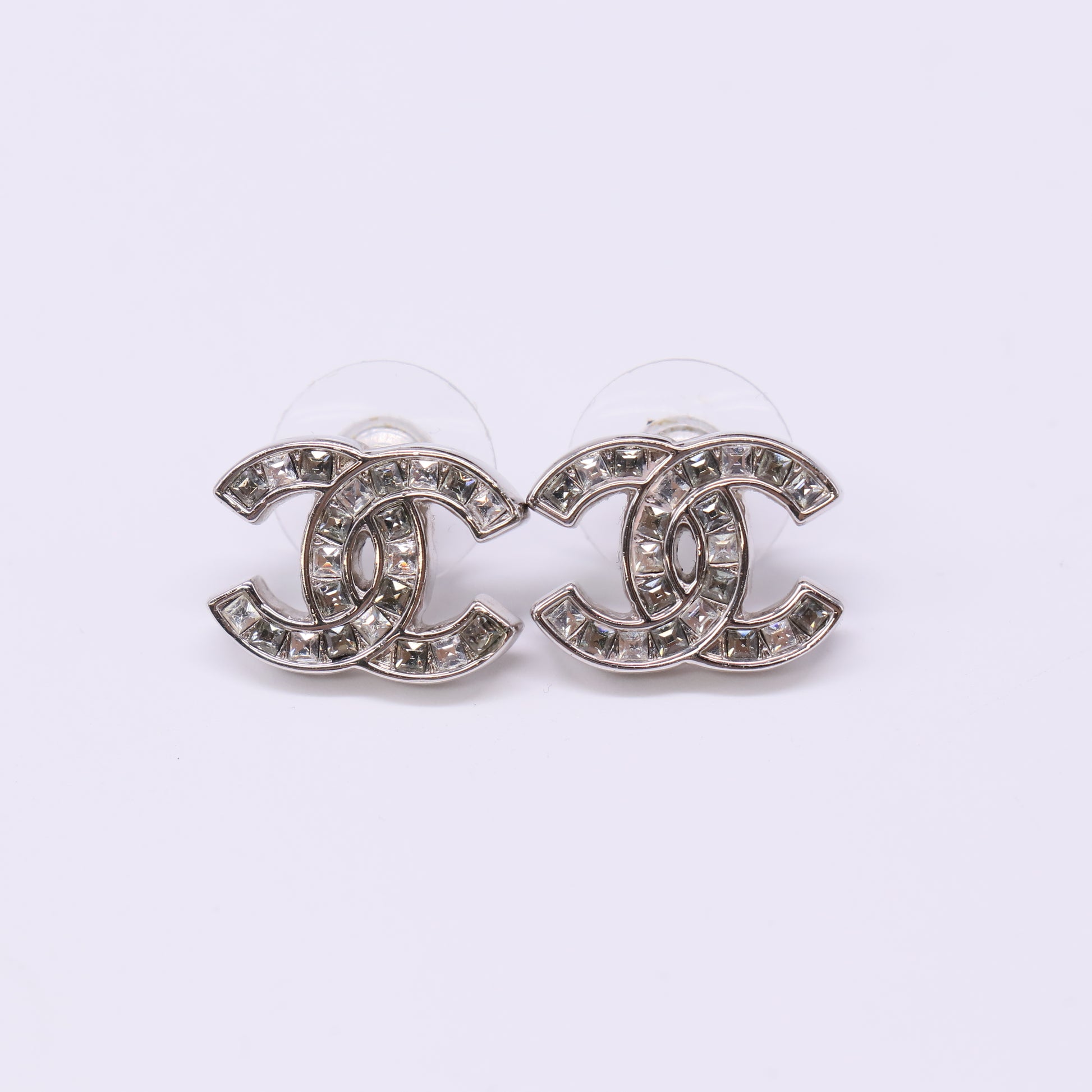 Chanel Crystal Baguette CC Earrings Grey Twins LDJ4465