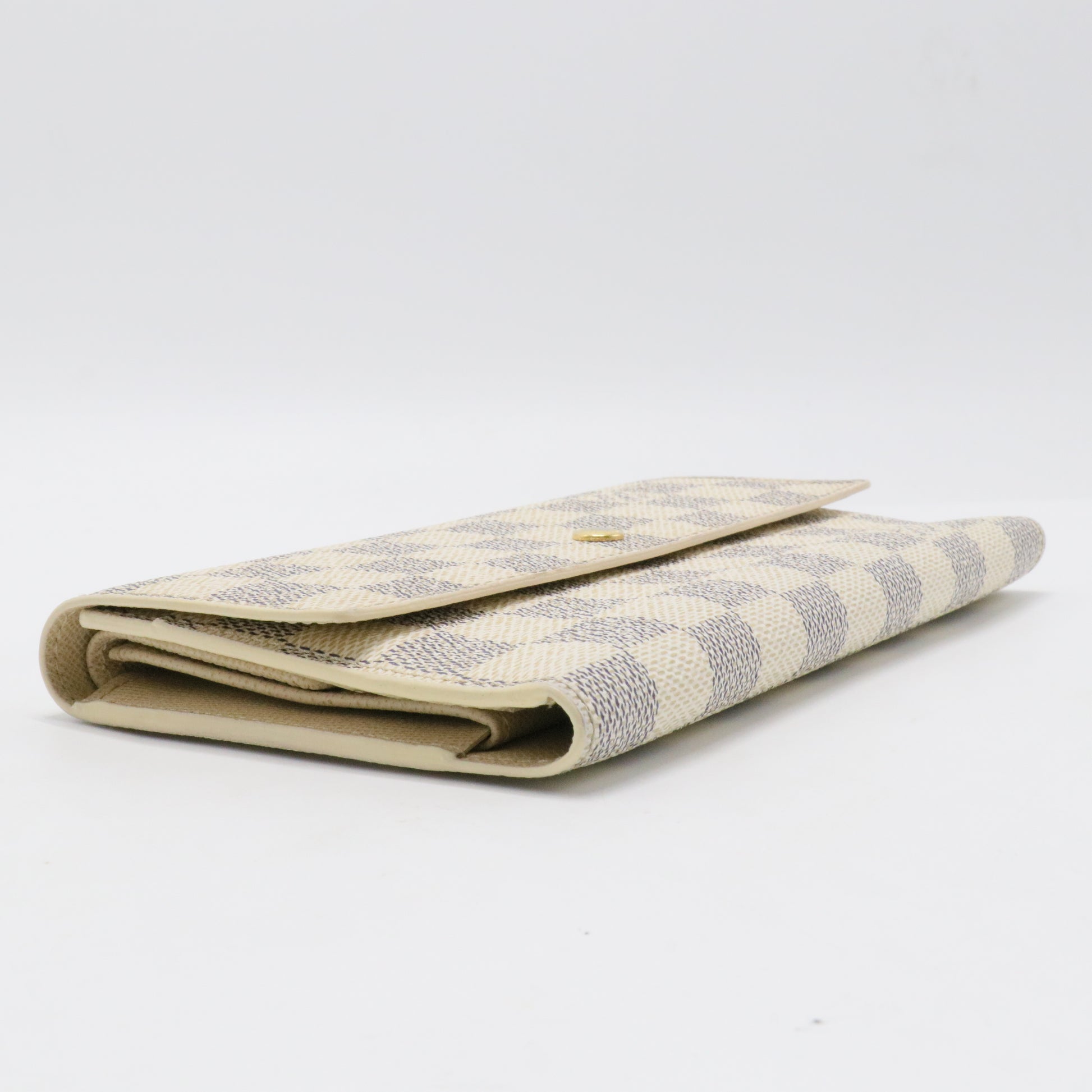 White Damier Azur Sarah Wallet