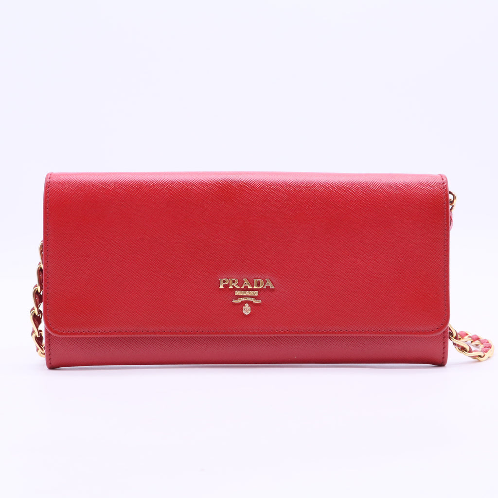 Saffiano Metal Wallet on Chain