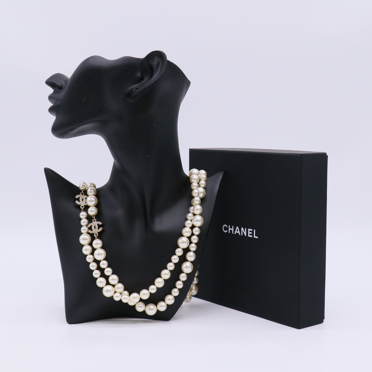 Chanel double-strand faux CC necklace W23091