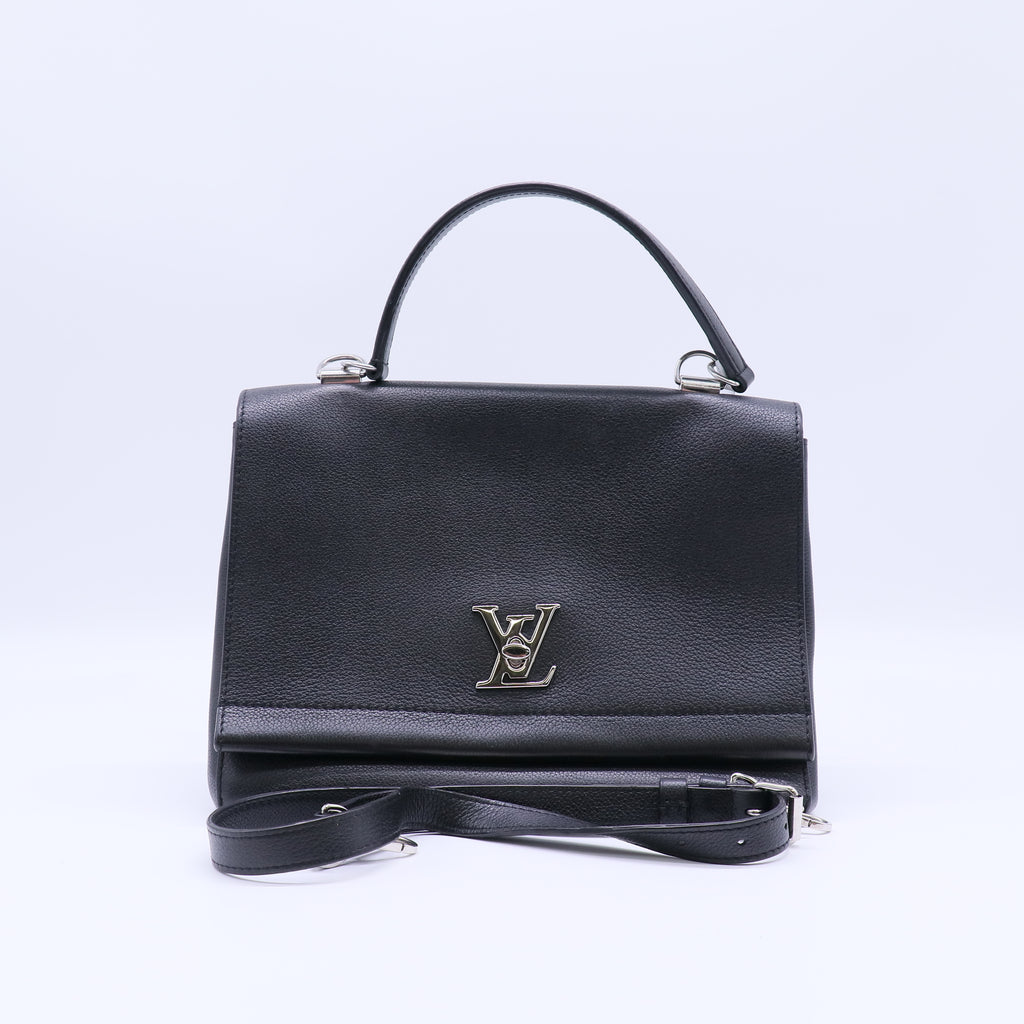 Taurillon Leather Lockme II B22032