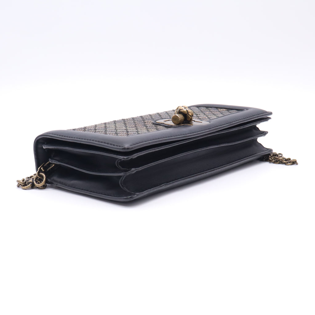 Bottega Veneta Olimpia Knot Chain Clutch twins LDJ5101