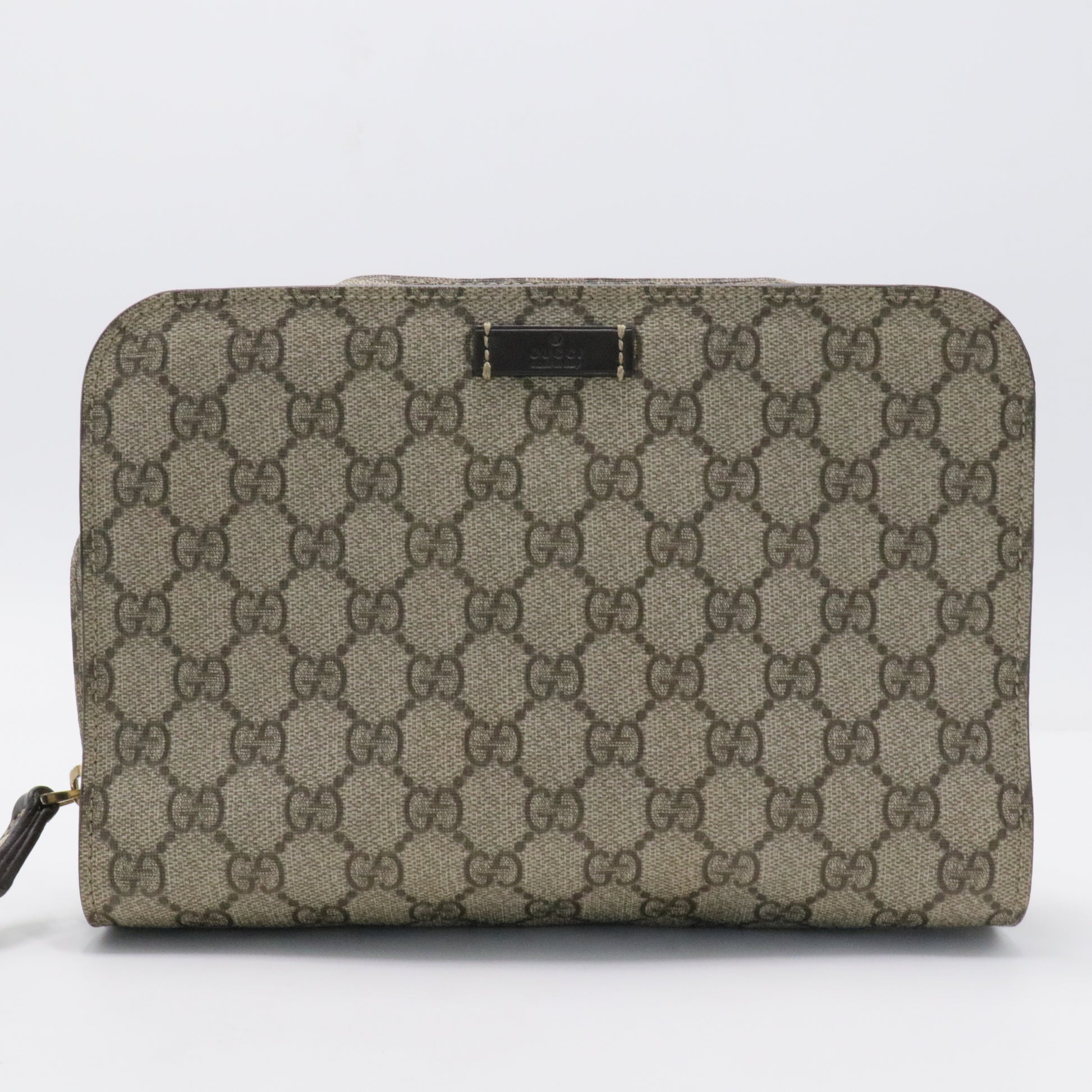 GG Supreme Clutch Bag
