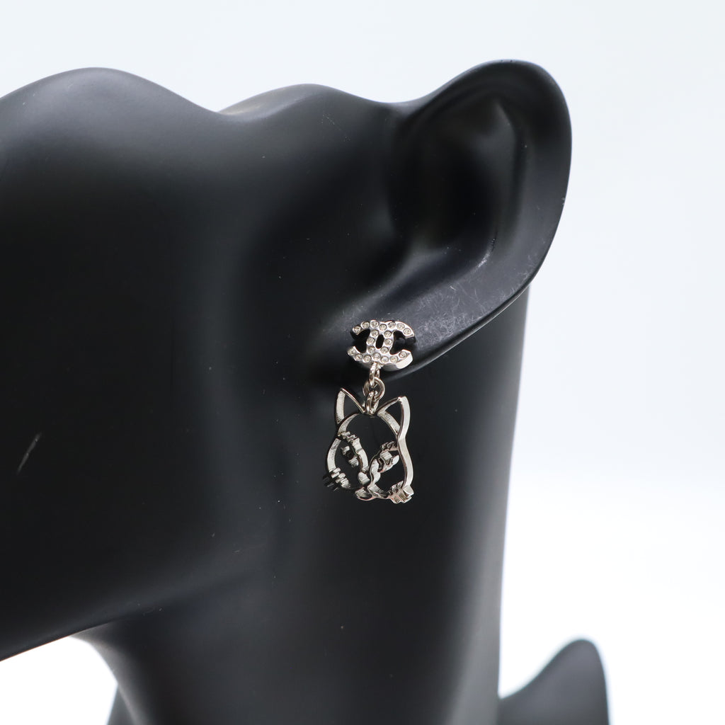 CHANEL Pre-Owned Strass CC Choupette Cat Drop Earrings W22023