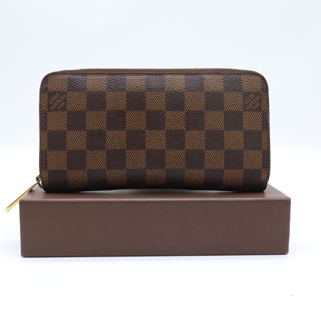 Louis Vuitton Zippy Wallet W21798