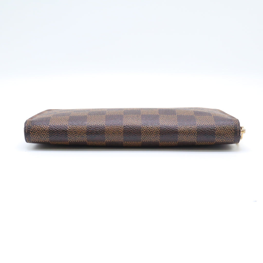Louis Vuitton Zippy Wallet W21798