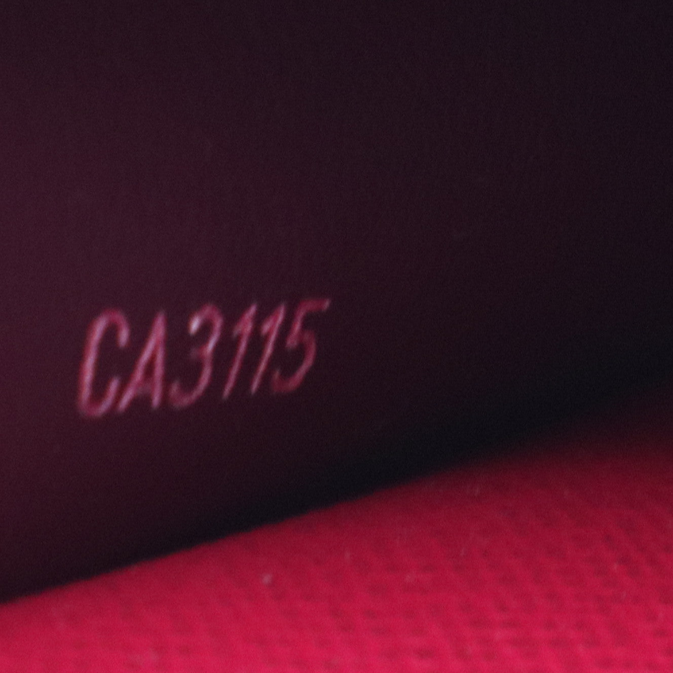 Fuchsia Epi Leather Sarah NM3 Wallet W20382