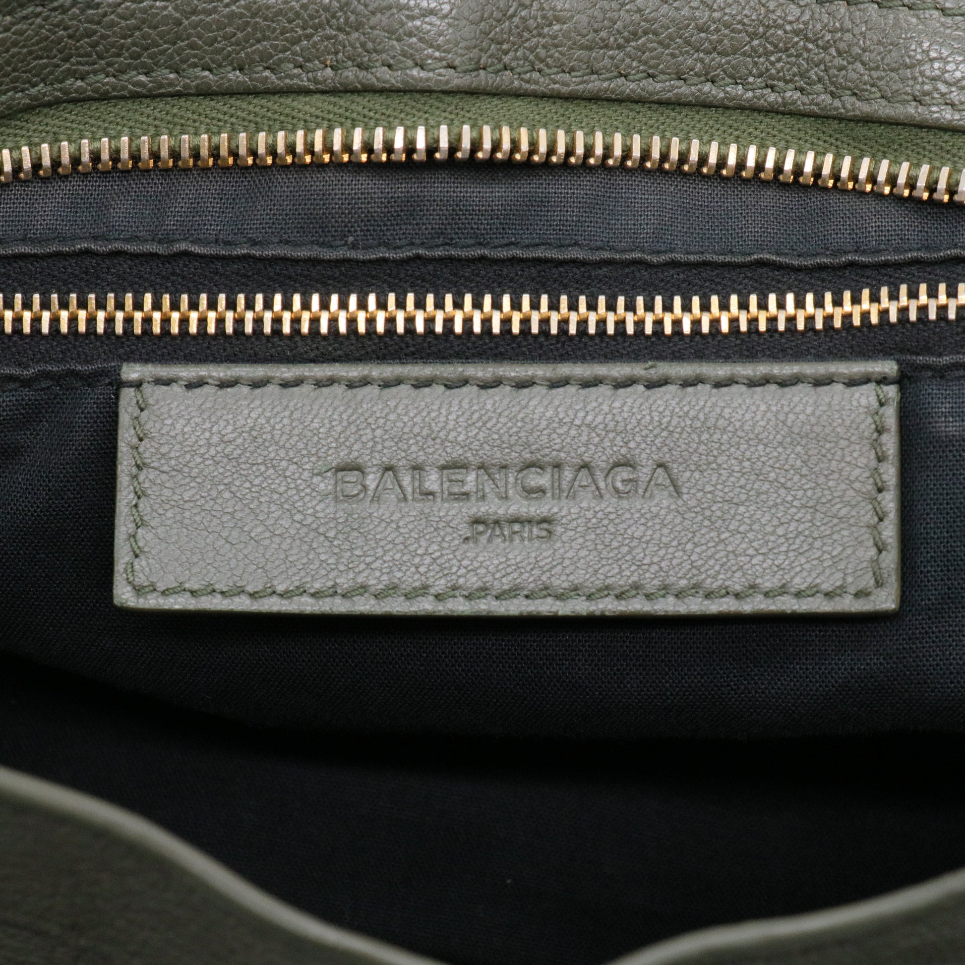 Balenciaga Classic City handbag in olive green leather twins