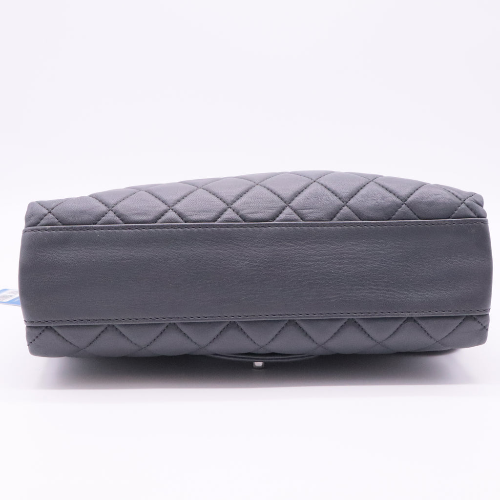 Coco Loop Flap Bag Quilted Lambskin Jumbo twins