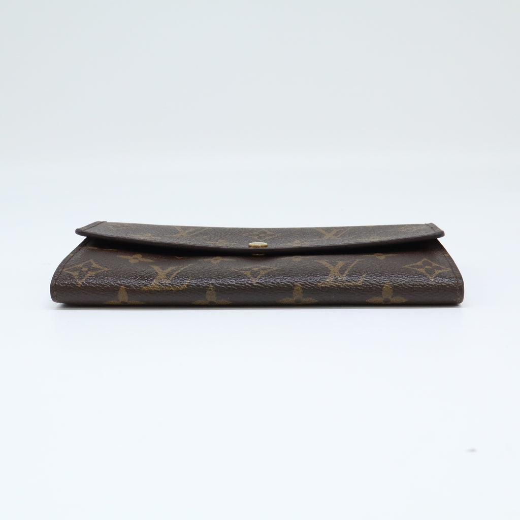 Louis Vuitton Sarah Wallet W21855