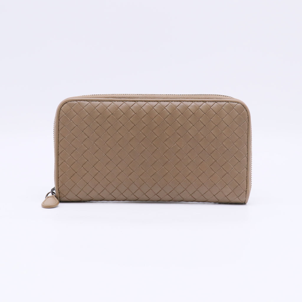 Bottega Veneta Beige Intrecciato Leather Zip Around Wallet W22674