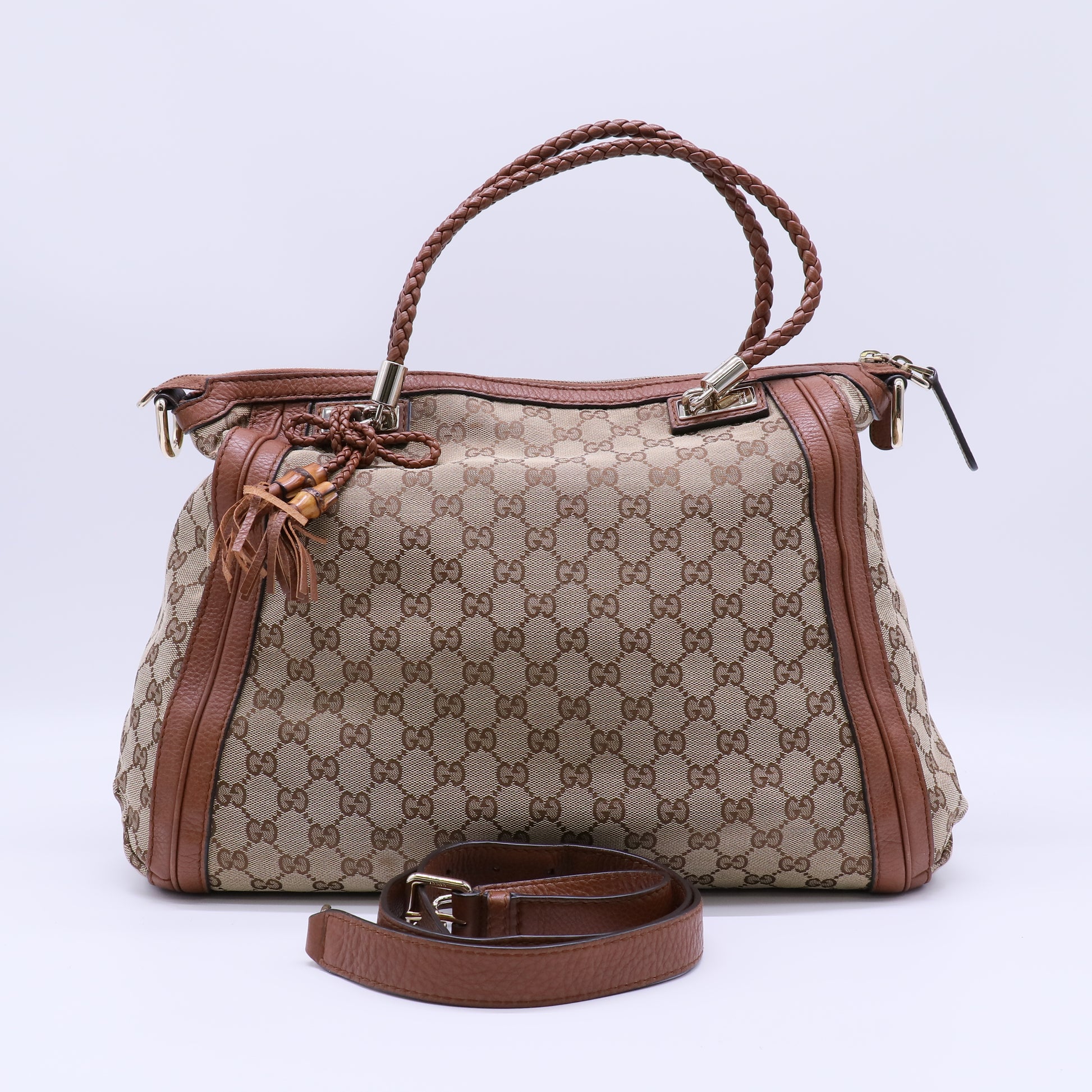 Medium GG Canvas Bella Tote B21373