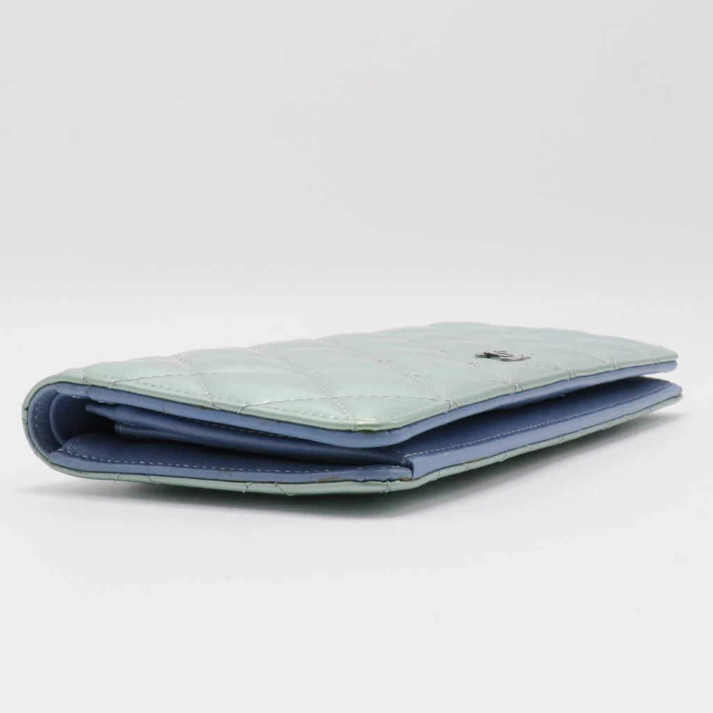Classic Quilted Long Wallet Tiffany Blue Caviar