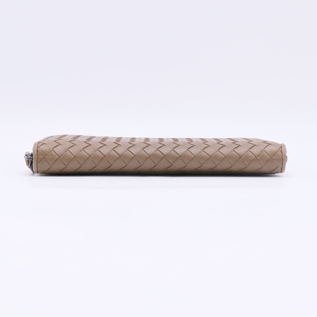 Bottega Veneta Beige Intrecciato Leather Zip Around Wallet W22674