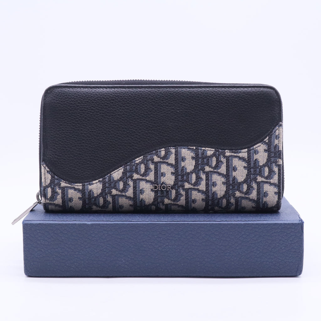 Saddle Long Zipped Wallet