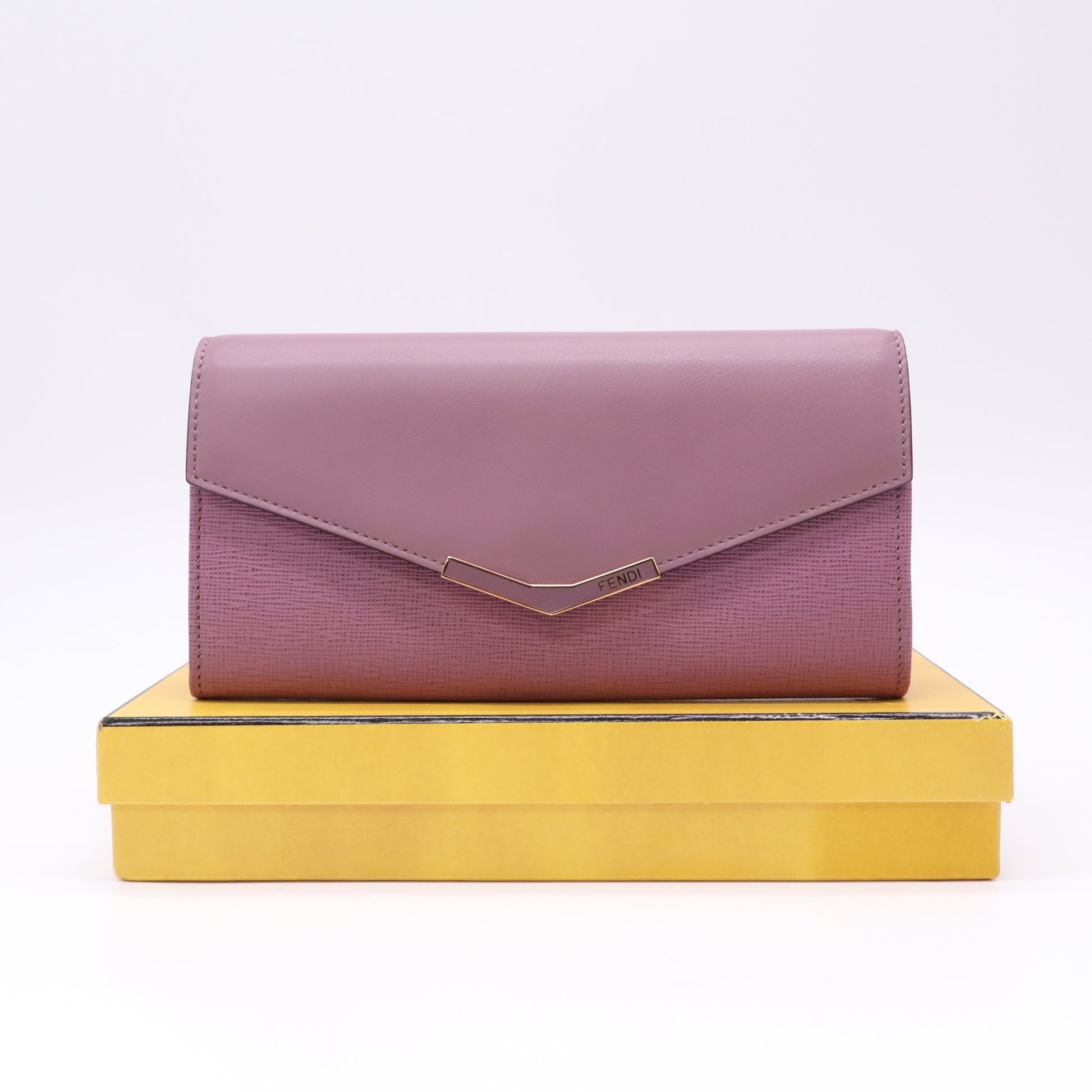Fendi 2Jours Continental Wallet W22782