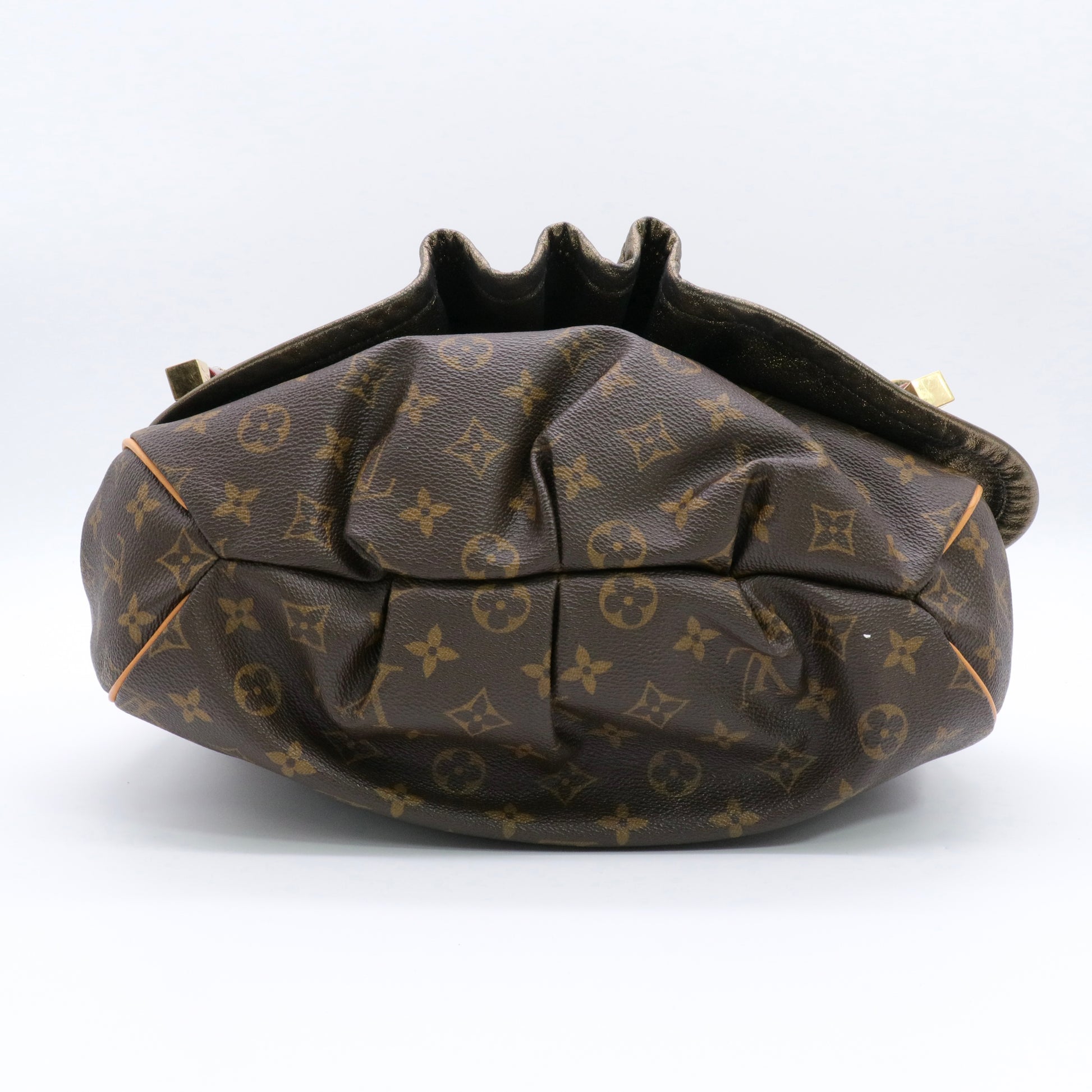 Monogram Kalahari GM