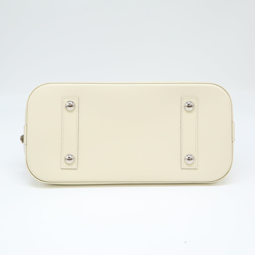 Epi Leather Alma PM B22624